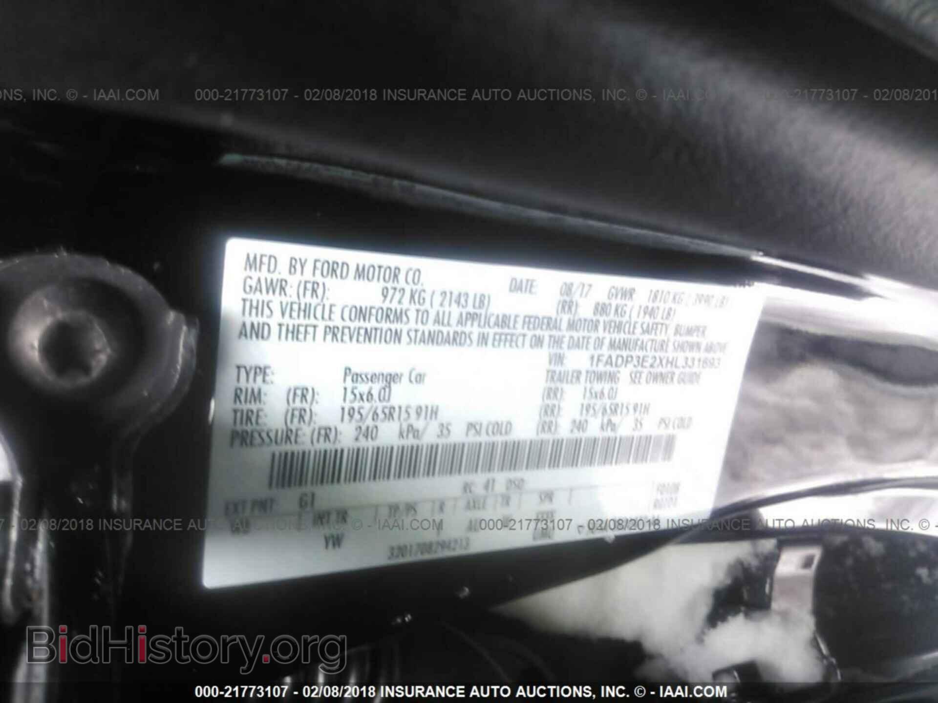 2017 Ford Focus - VIN: 1FADP3E2XHL331693 - Photo 9
