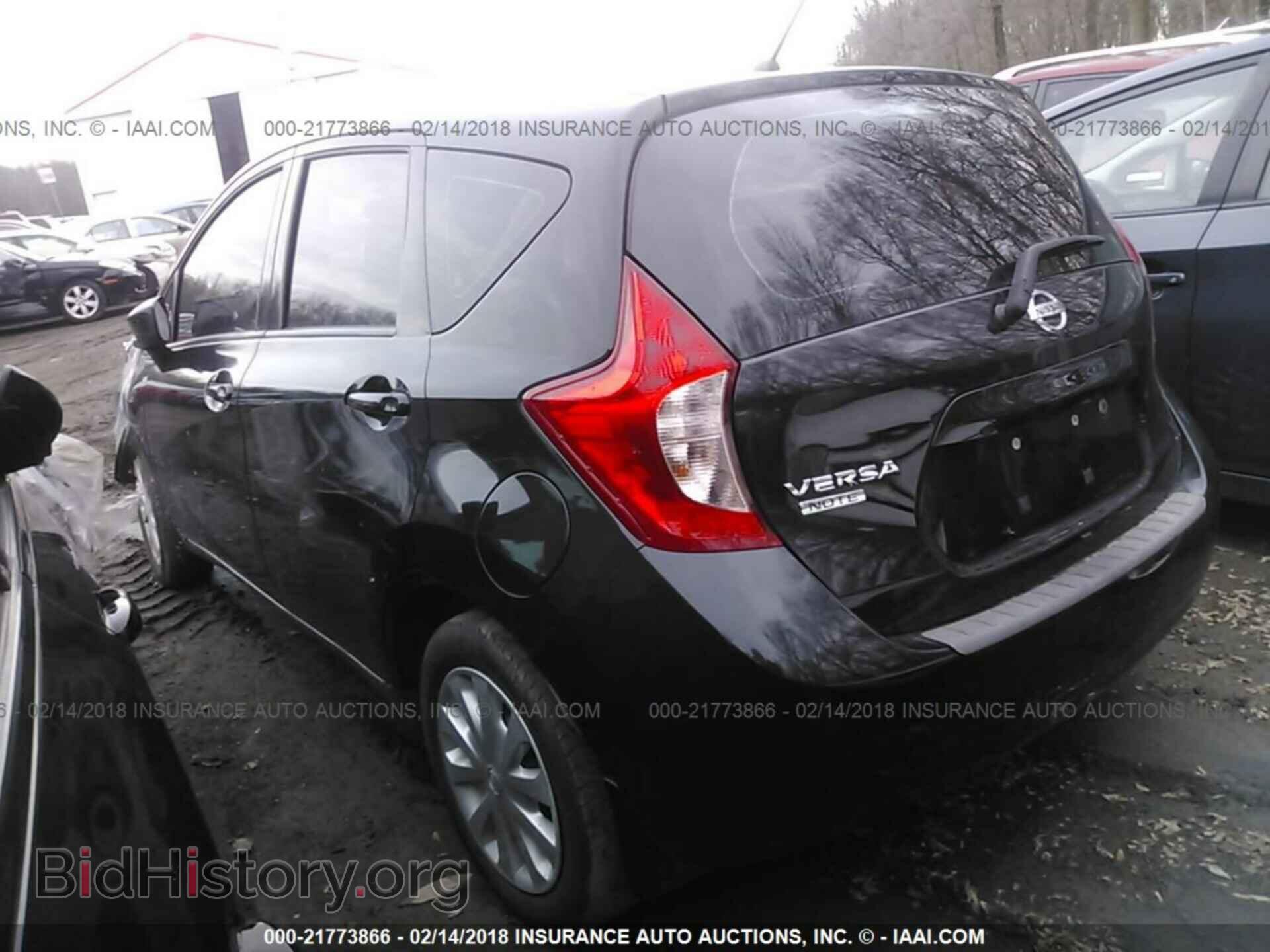 2015 Nissan Versa note - VIN: 3N1CE2CP4FL354072 - Photo 3