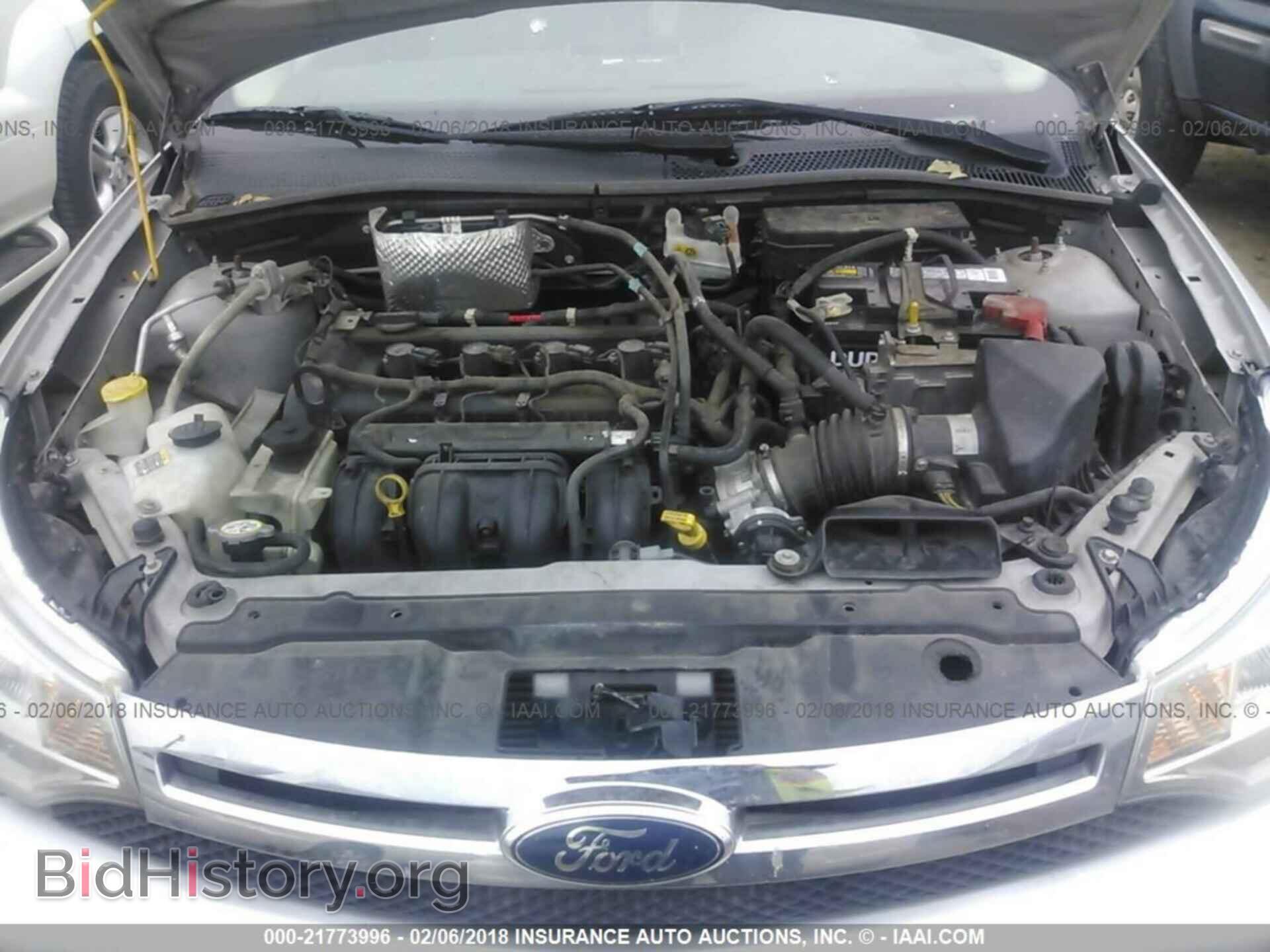 2011 Ford Focus - VIN: 1FAHP3FN7BW202083 - Photo 10