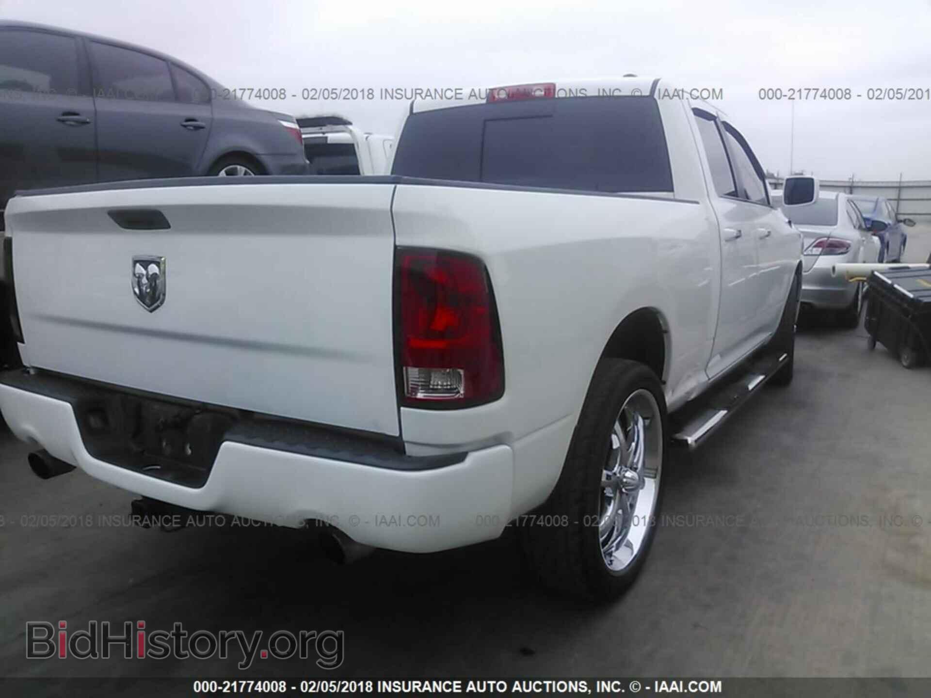 2012 Dodge Ram 1500 - VIN: 1C6RD7GT2CS146971 - Фото 4