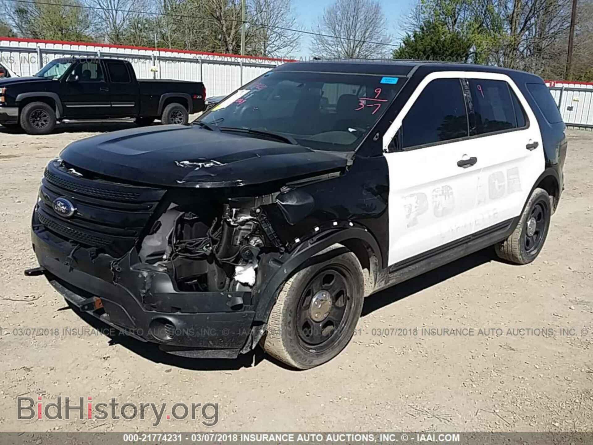 2014 Ford Explorer - VIN: 1FM5K8ARXEGB90945 - Photo 2
