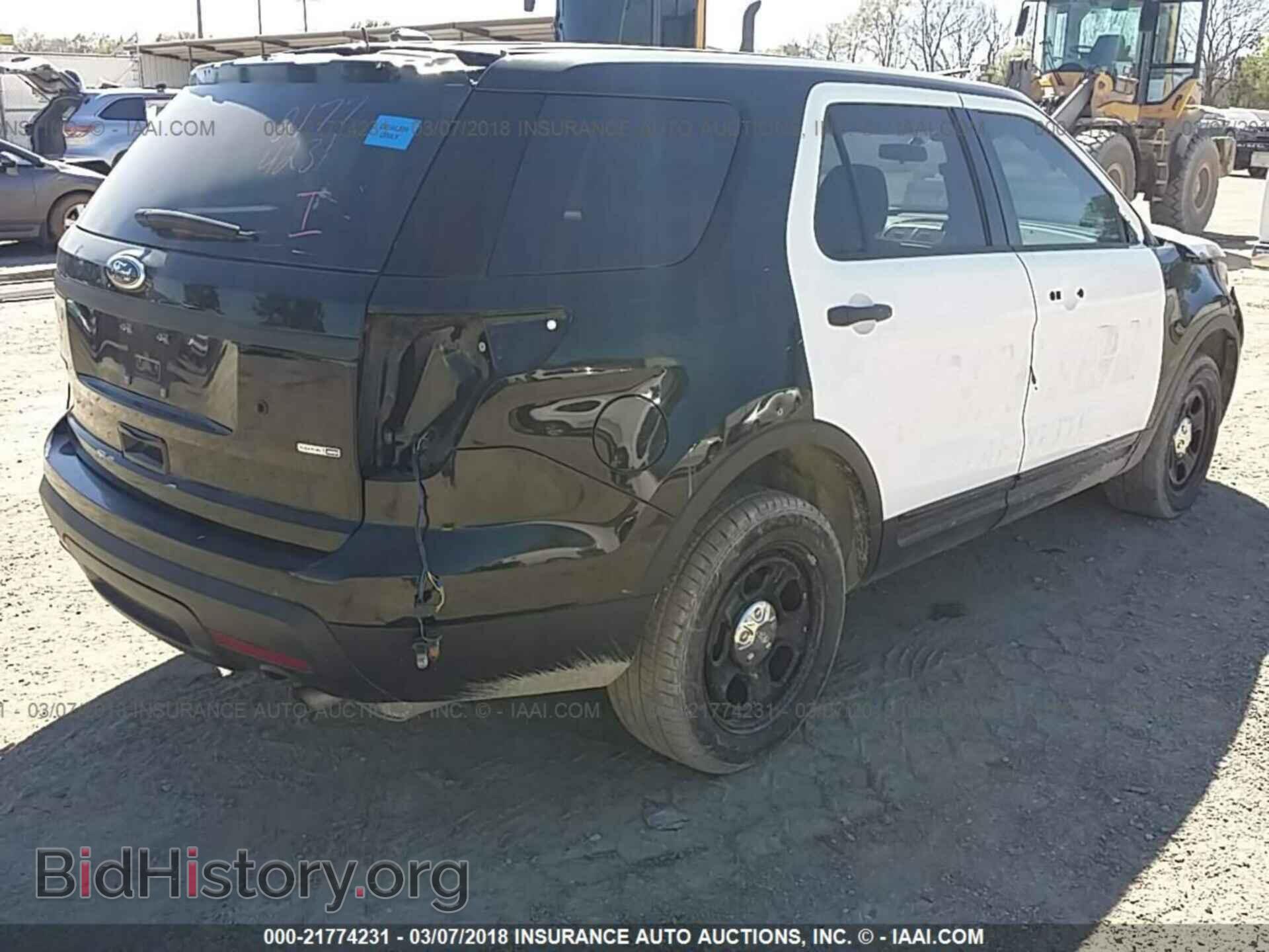 2014 Ford Explorer - VIN: 1FM5K8ARXEGB90945 - Photo 4