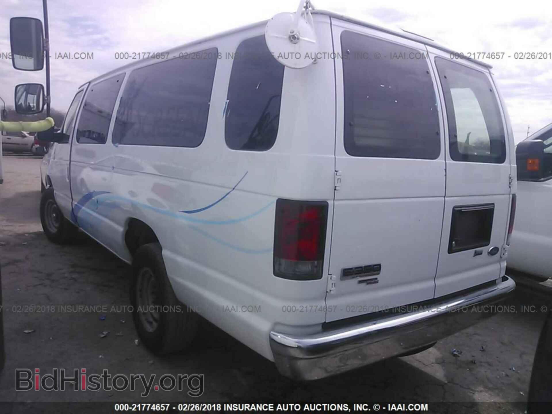 2011 Ford Econoline - VIN: 1FBSS3BL7BDB37206 - Фото 3