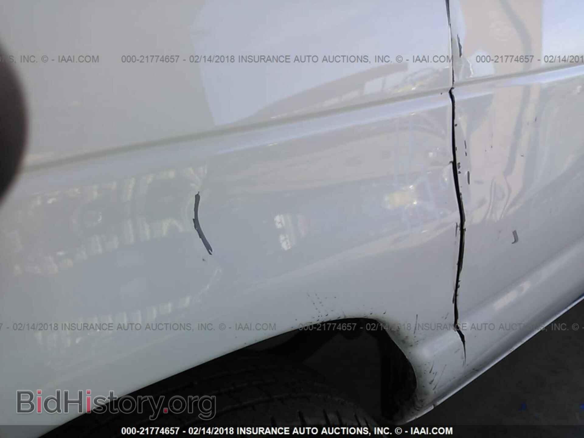 2011 Ford Econoline - VIN: 1FBSS3BL7BDB37206 - Фото 6