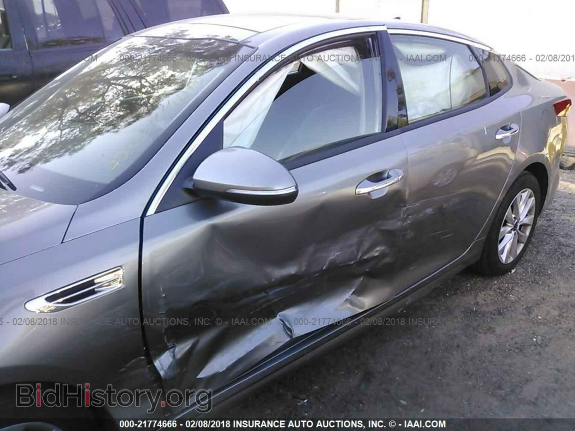 2016 Kia Optima - VIN: 5XXGU4L38GG032994 - Photo 6
