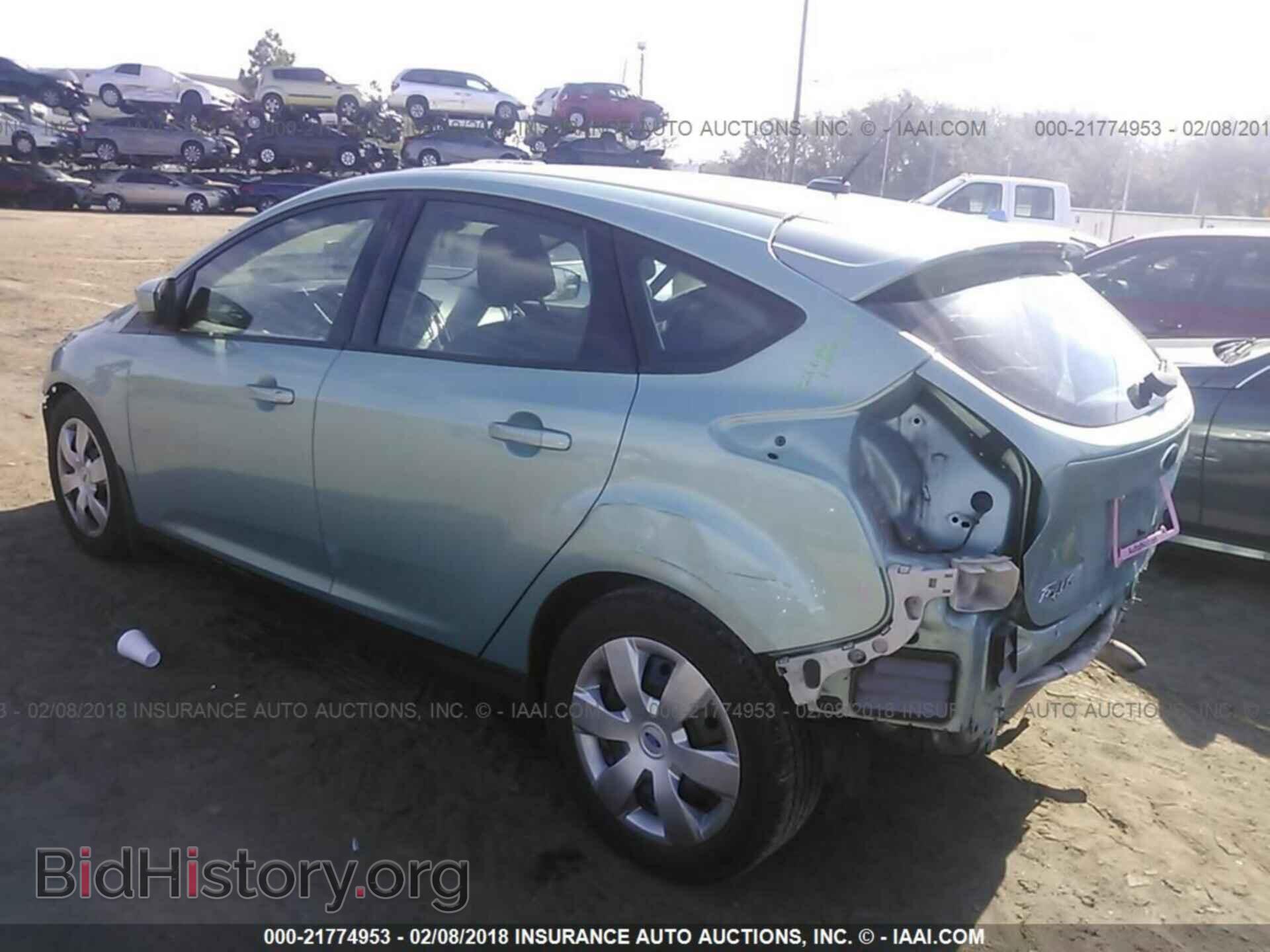 2012 Ford Focus - VIN: 1FAHP3K29CL156853 - Photo 3