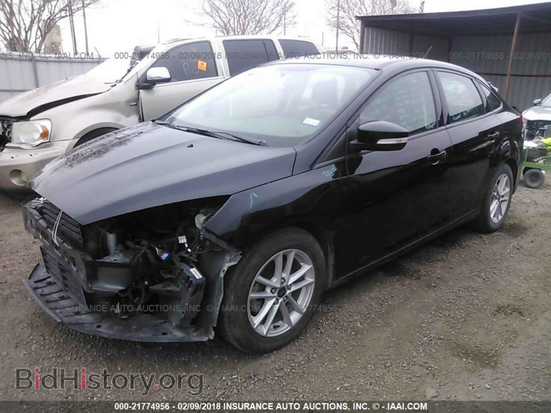 2016 Ford Focus - VIN: 1FADP3F20GL360178 - Фото 2
