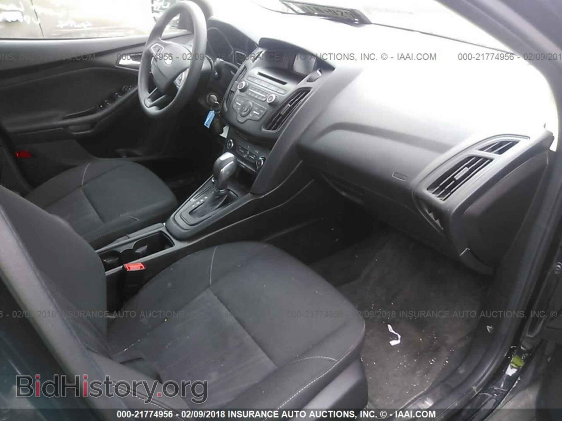 2016 Ford Focus - VIN: 1FADP3F20GL360178 - Фото 5