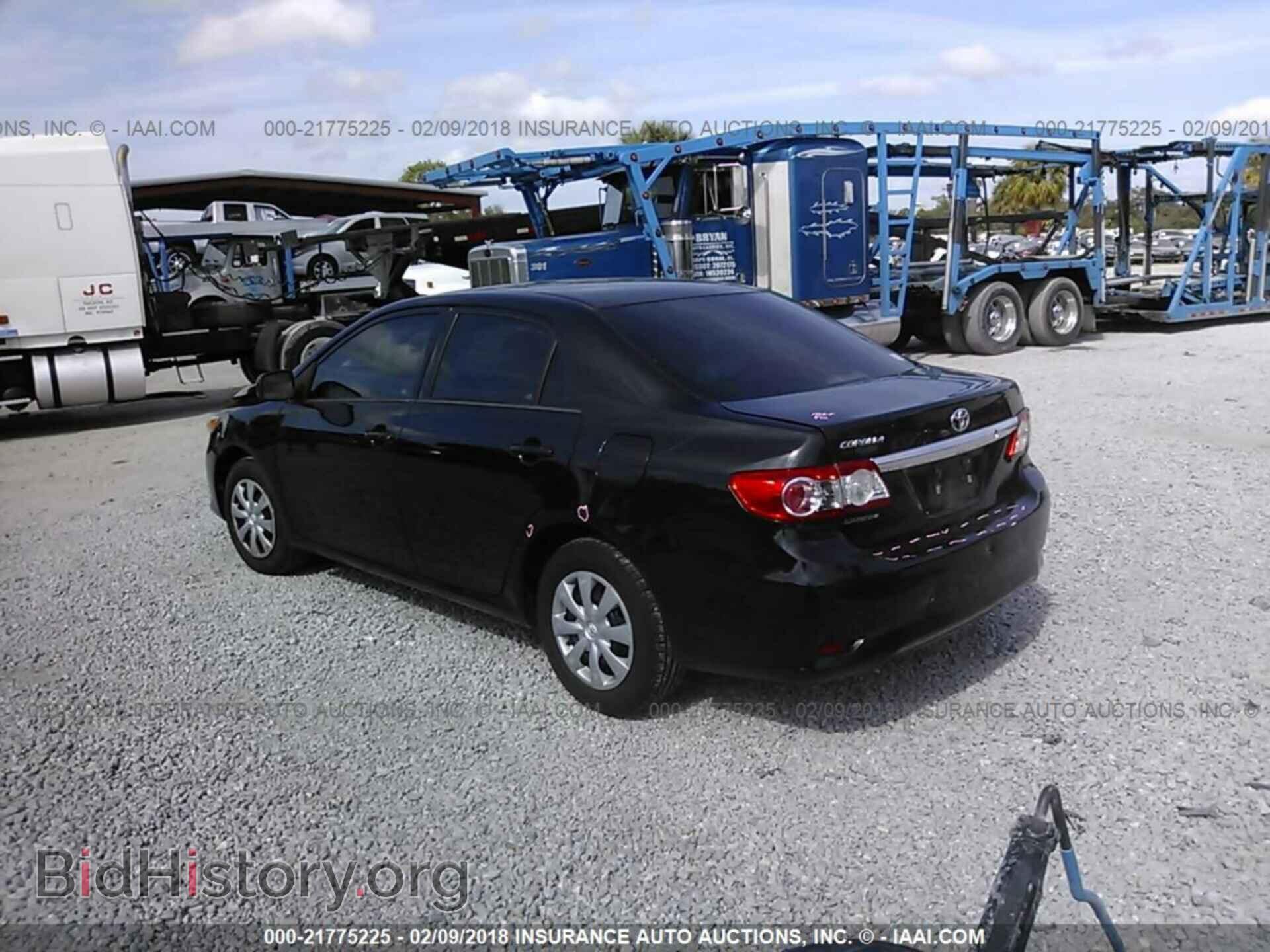 2013 Toyota Corolla - VIN: 2T1BU4EE3DC080625 - Фото 3