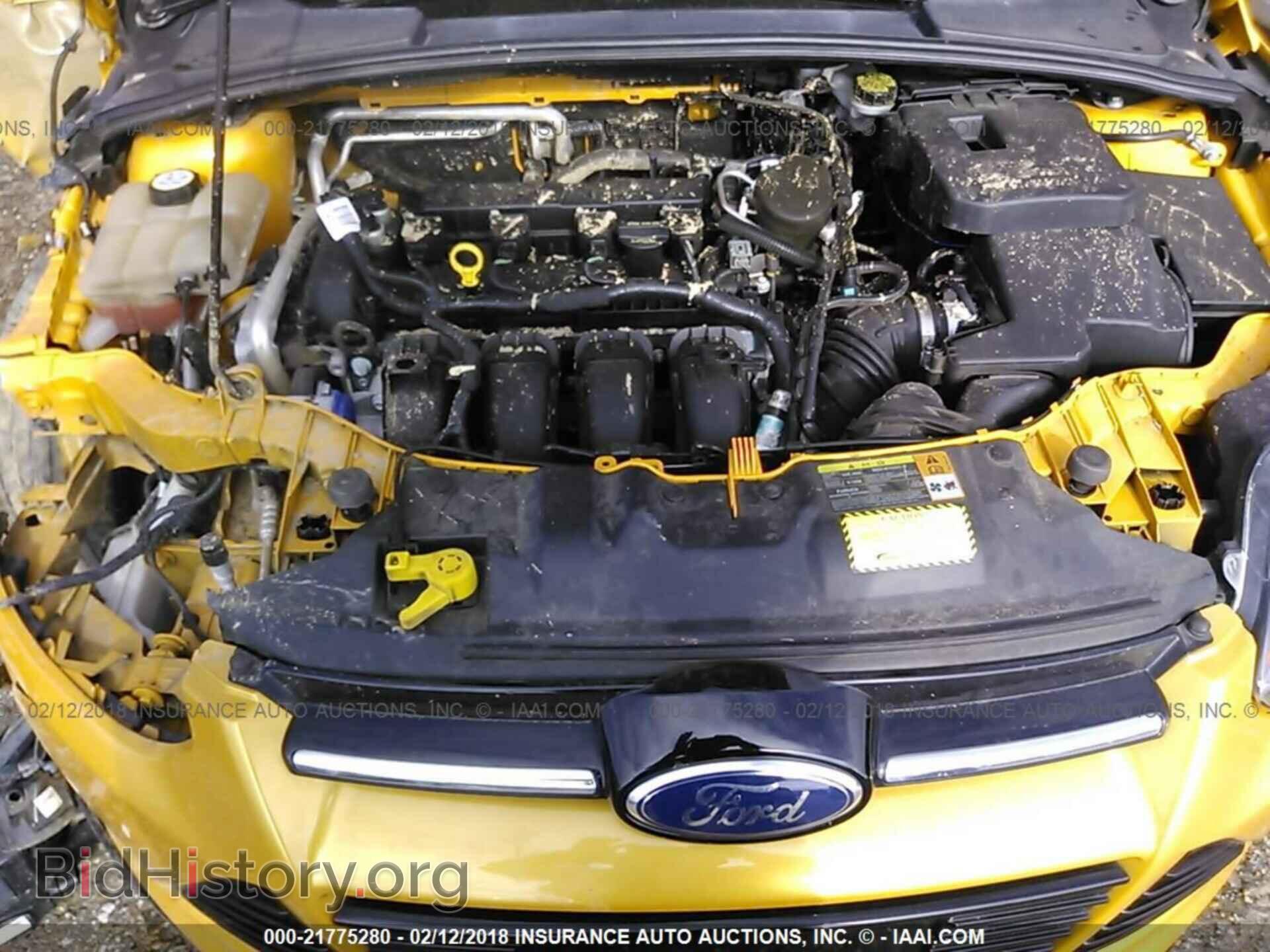 2012 Ford Focus - VIN: 1FAHP3N23CL213818 - Photo 10