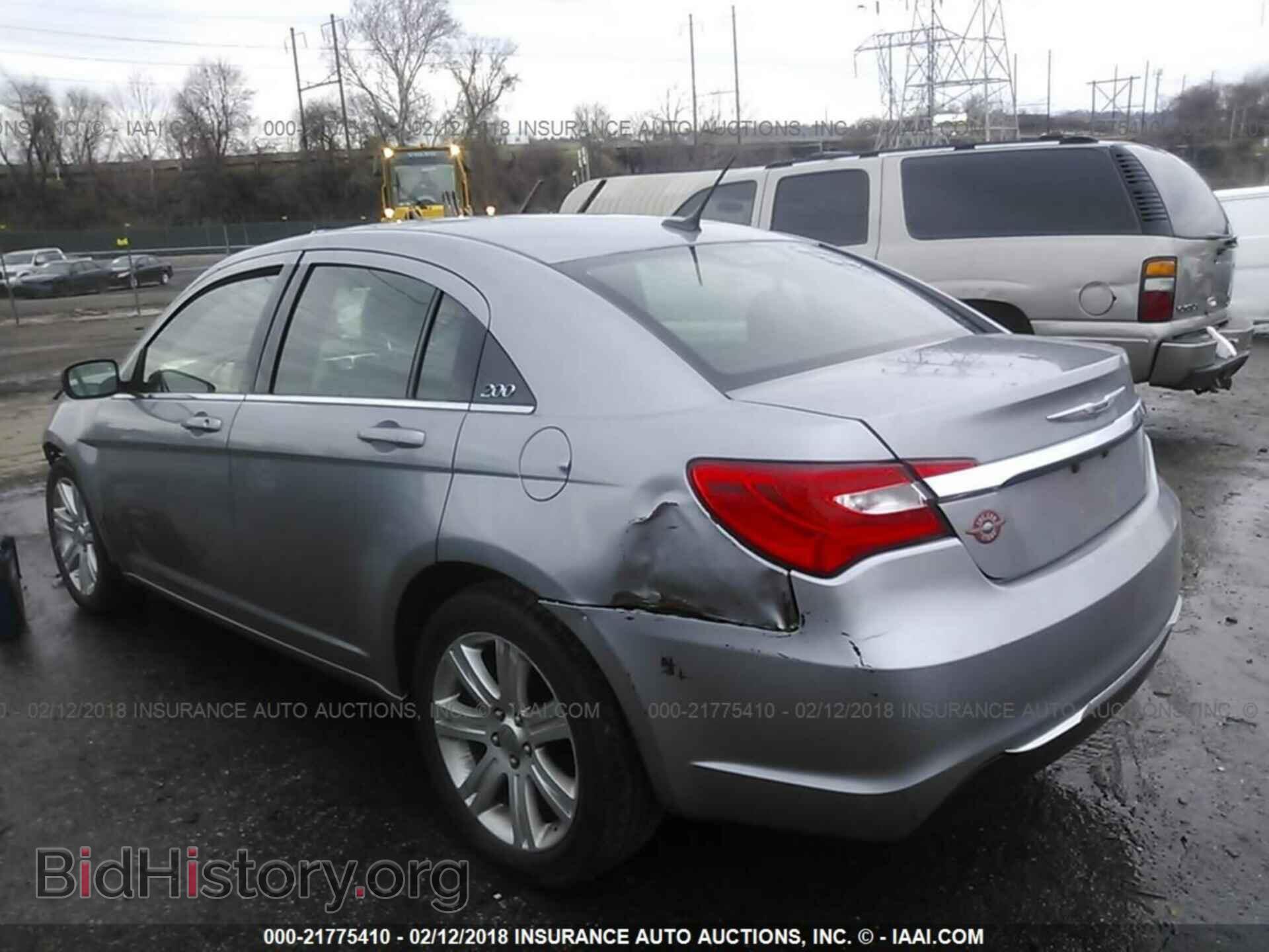 2013 Chrysler 200 - VIN: 1C3CCBAB5DN763404 - Photo 3