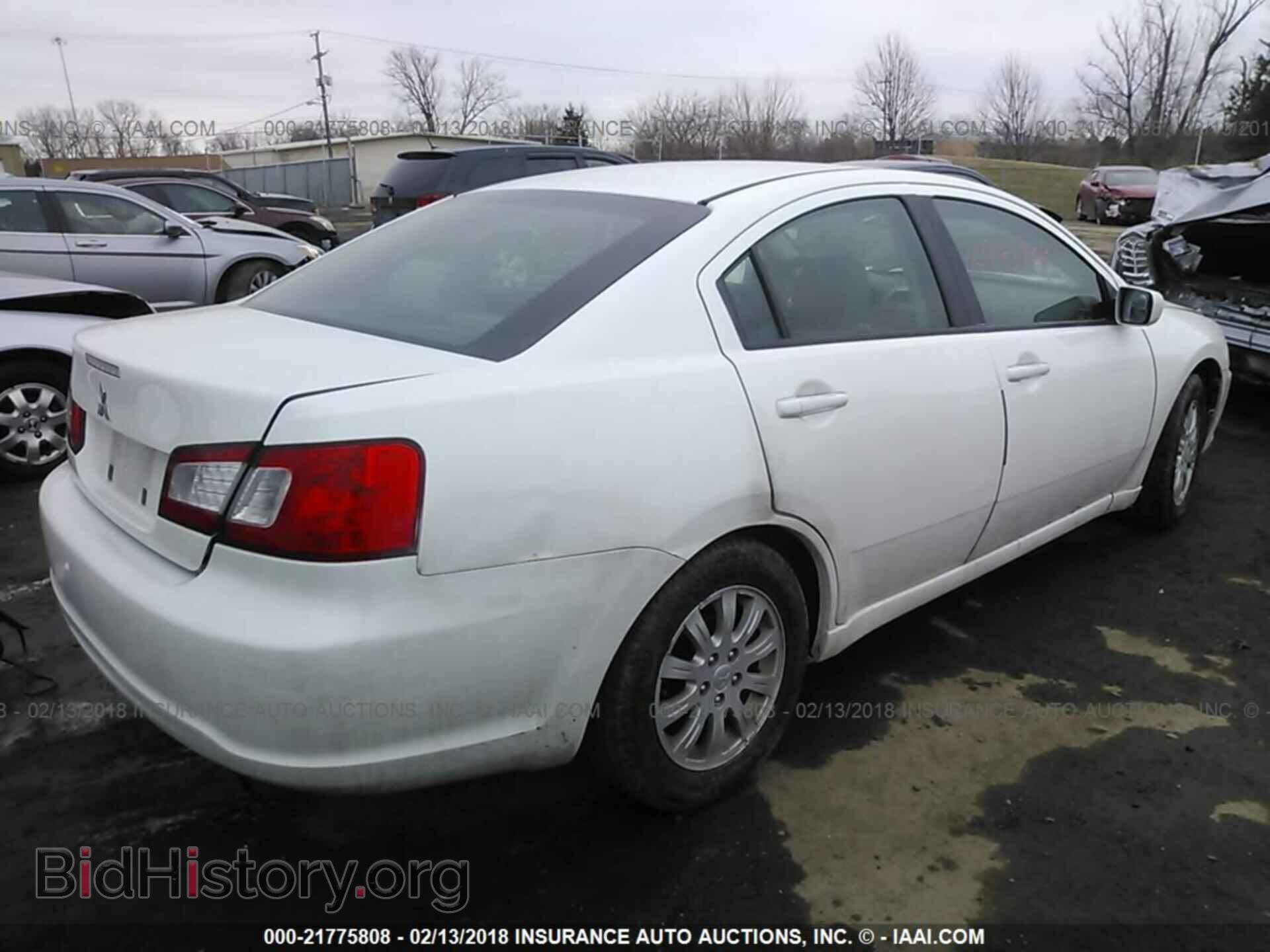 2011 Mitsubishi Galant - VIN: 4A32B2FF6BE028592 - Фото 4