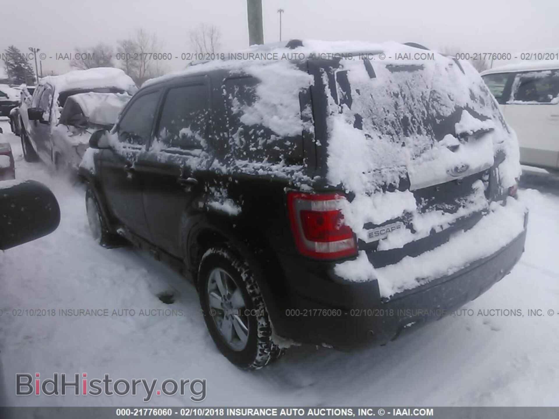 2011 Ford Escape - VIN: 1FMCU0EG2BKB01941 - Photo 3
