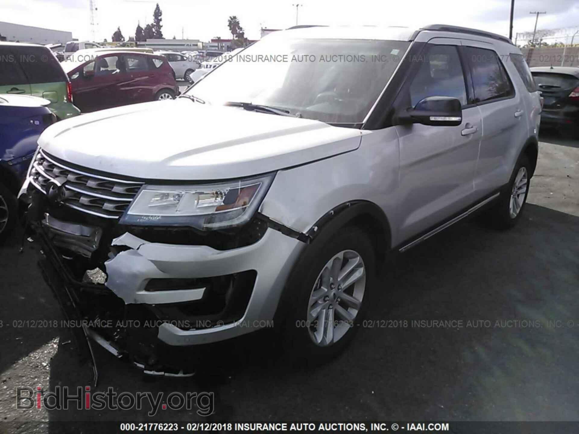2017 Ford Explorer - VIN: 1FM5K7D8XHGD64269 - Photo 2