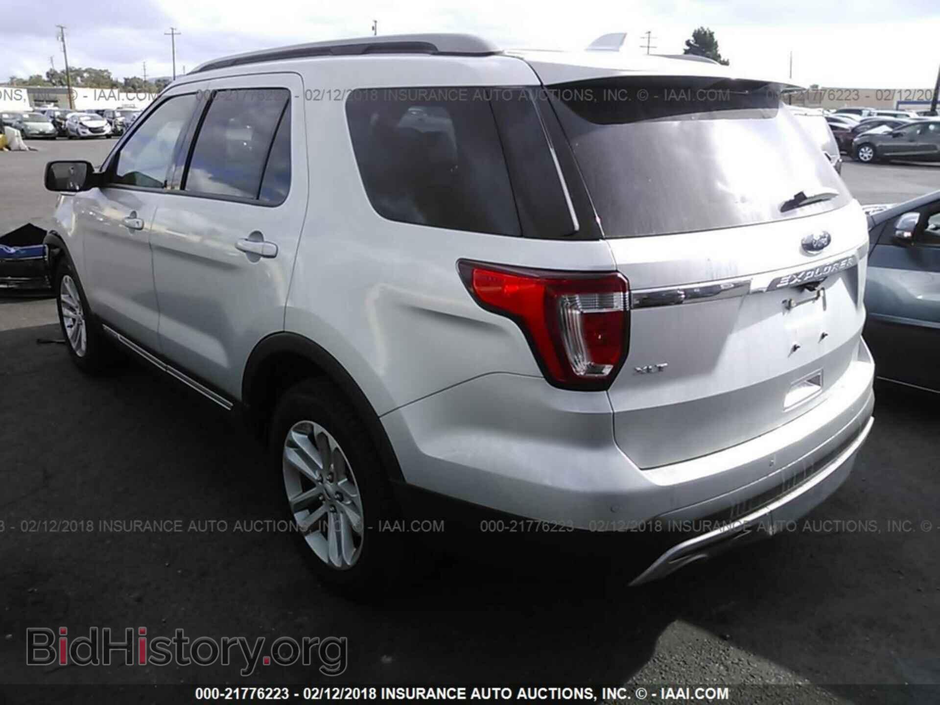 2017 Ford Explorer - VIN: 1FM5K7D8XHGD64269 - Photo 3