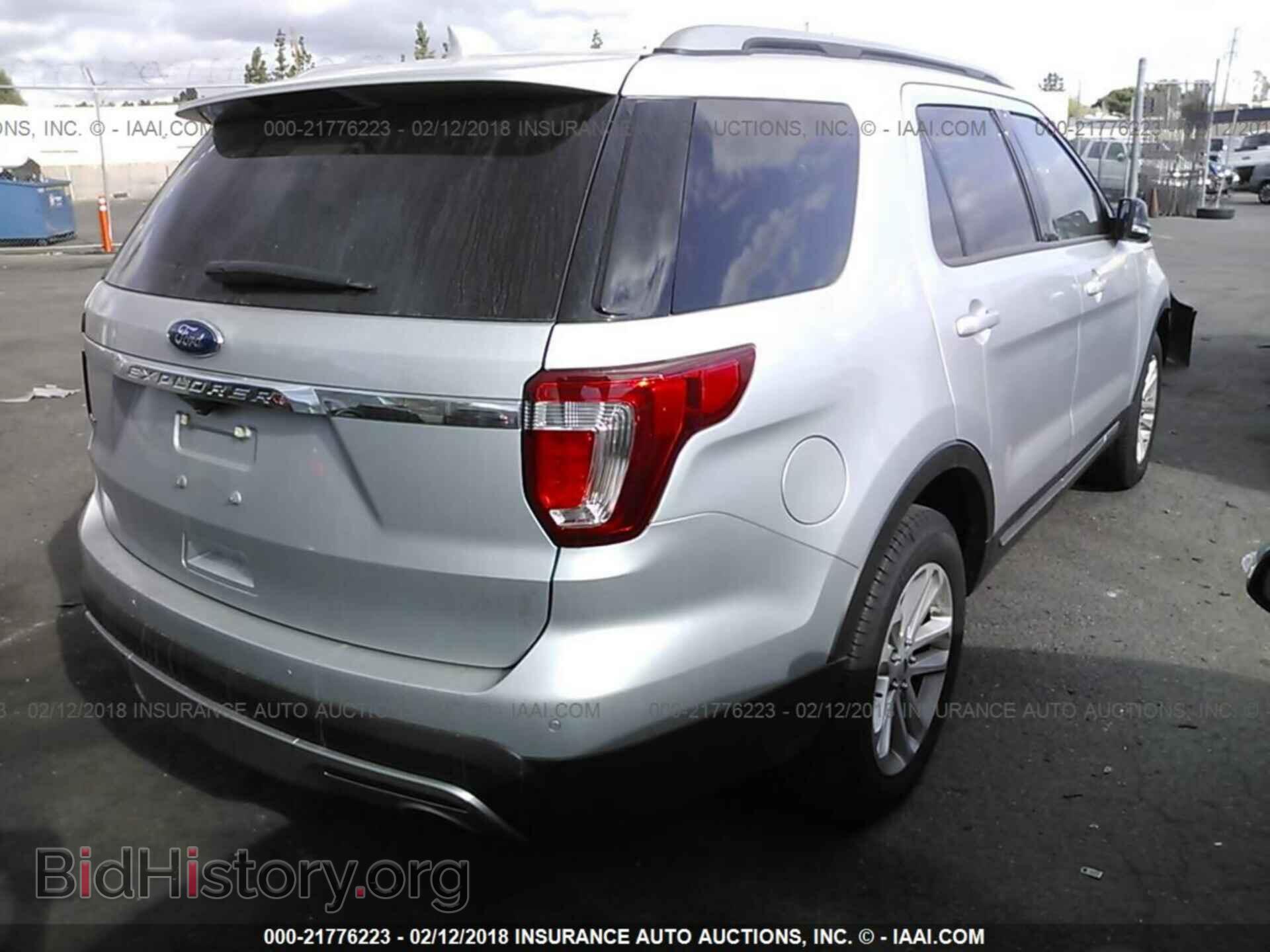 2017 Ford Explorer - VIN: 1FM5K7D8XHGD64269 - Photo 4