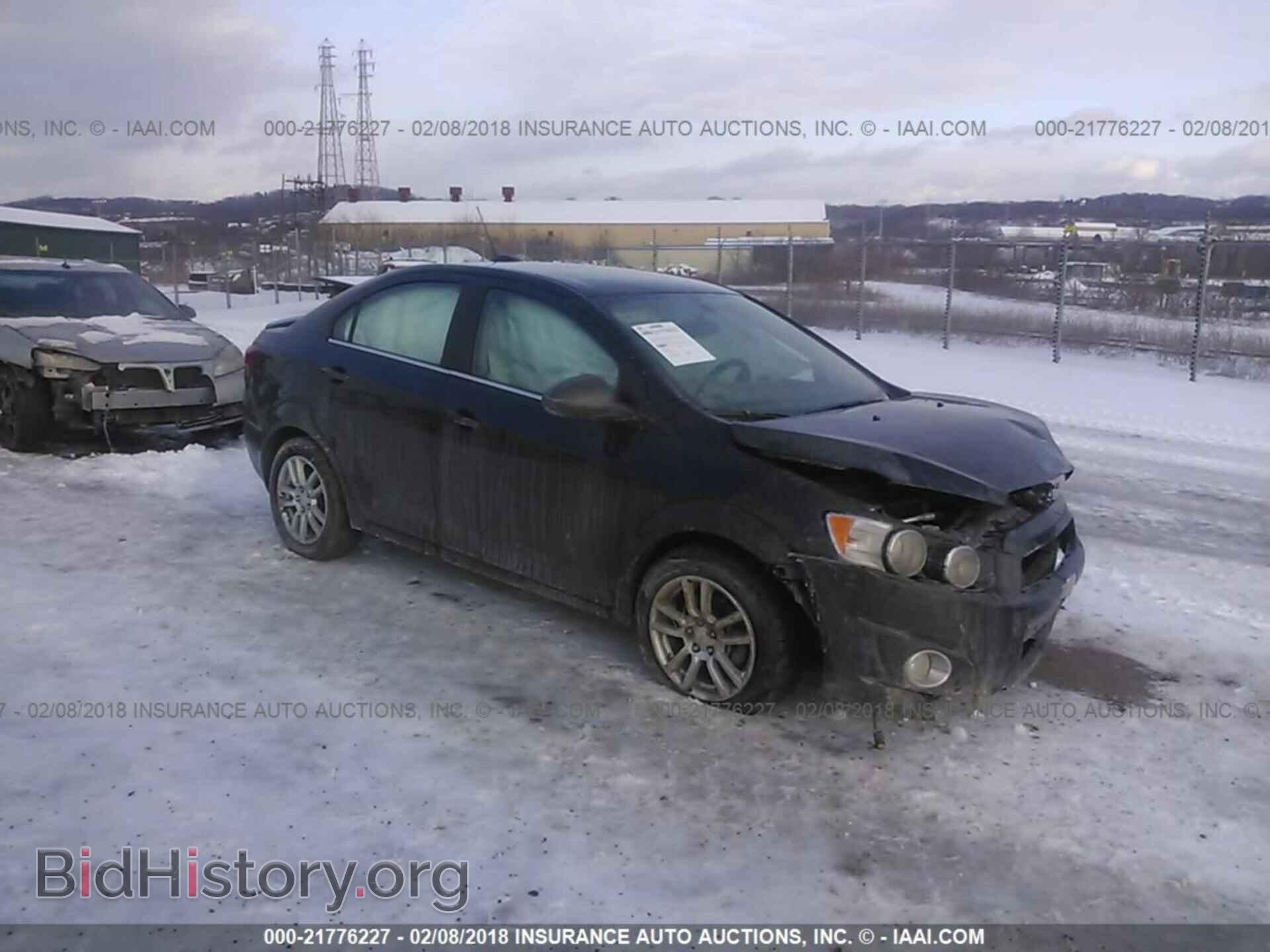 Фотография 1G1JC5SG8F4106869 - Chevrolet Sonic 2015
