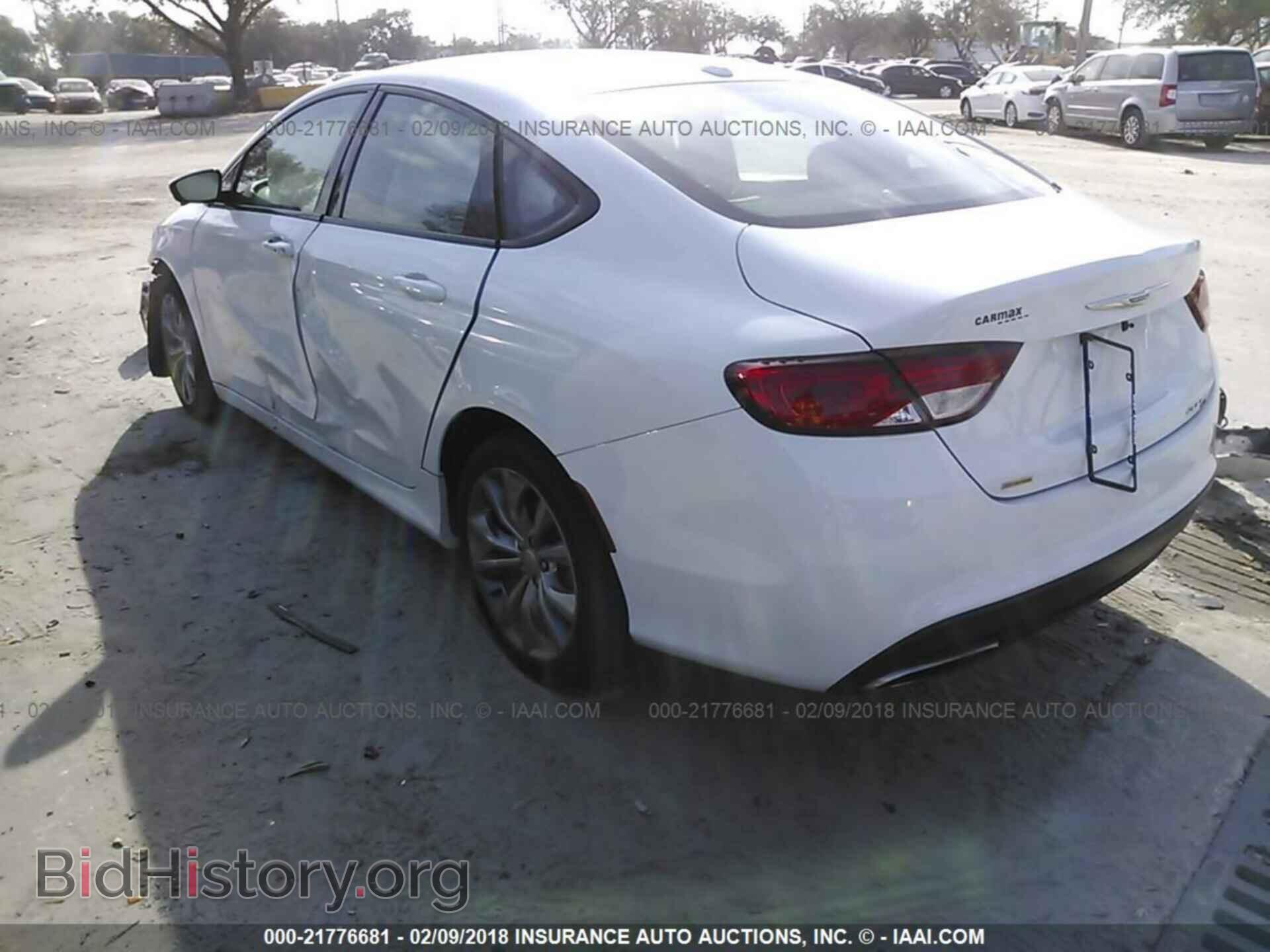 2015 Chrysler 200 - VIN: 1C3CCCBB1FN619663 - Photo 3