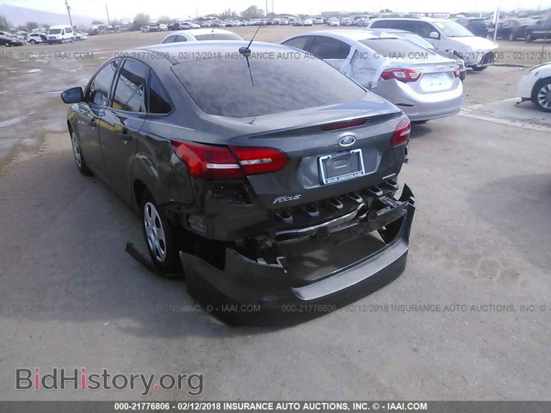 2016 Ford Focus - VIN: 1FADP3E25GL392058 - Фото 6