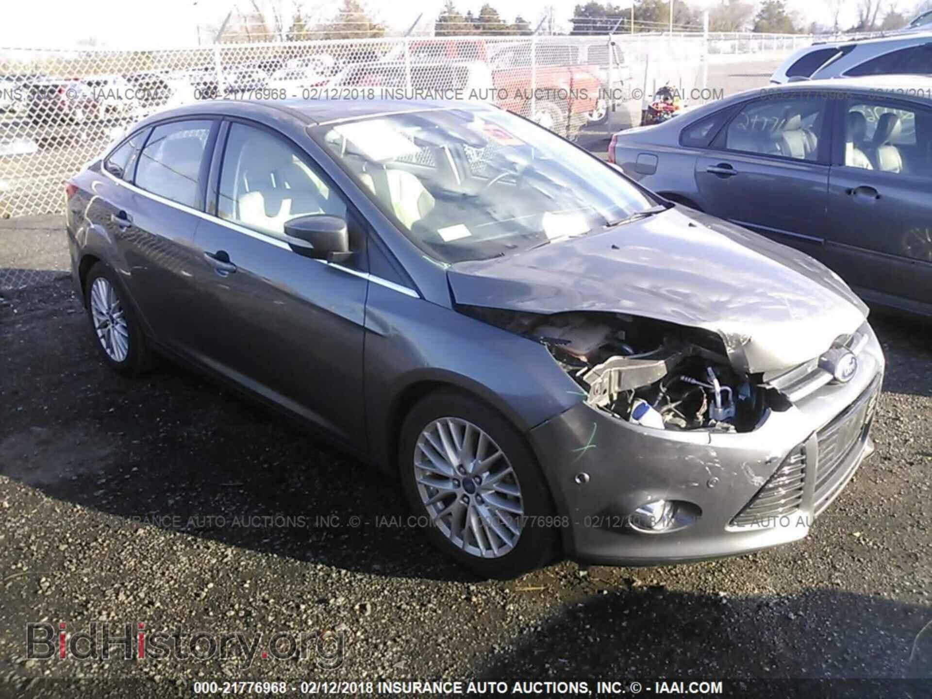 Photo 1FAHP3H29CL288132 - Ford Focus 2012