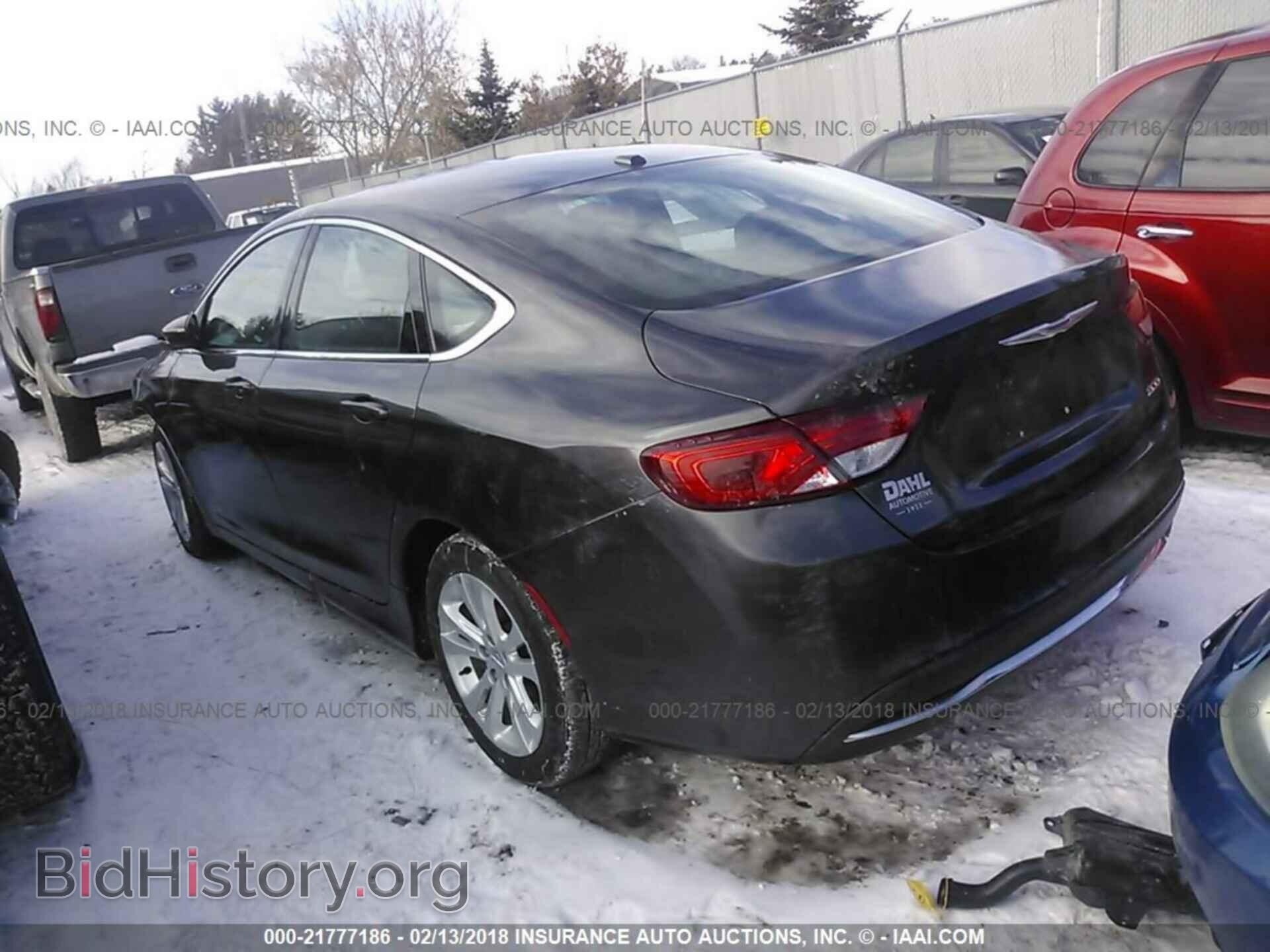 2015 Chrysler 200 - VIN: 1C3CCCAB9FN654033 - Photo 3