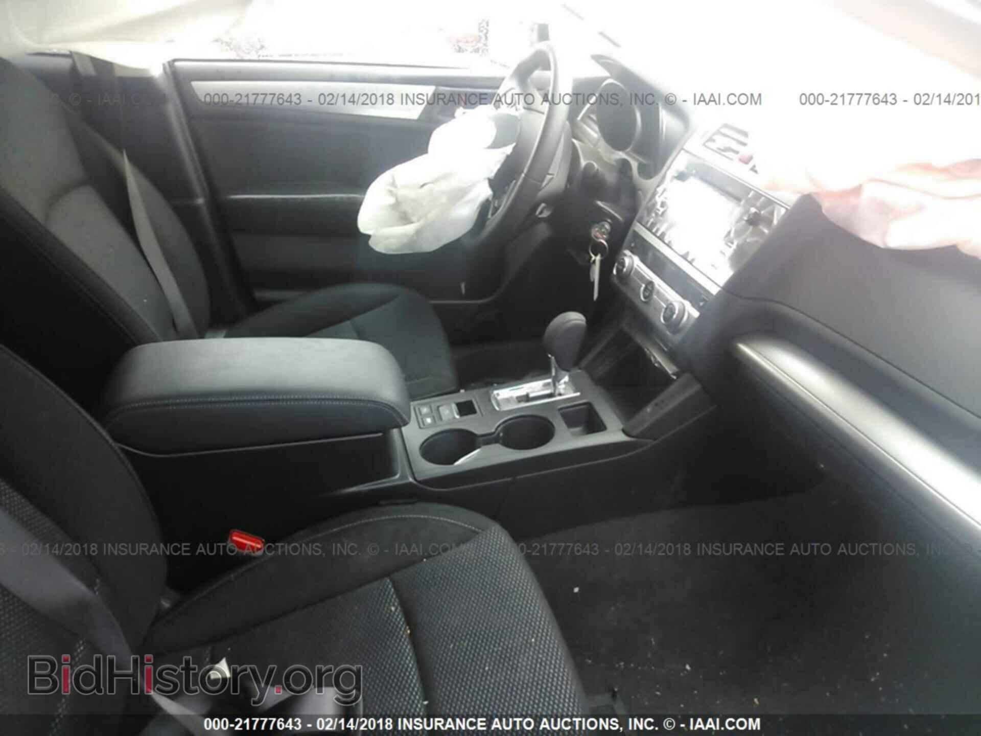 2017 Subaru Outback - VIN: 4S4BSACC2H3435557 - Photo 5