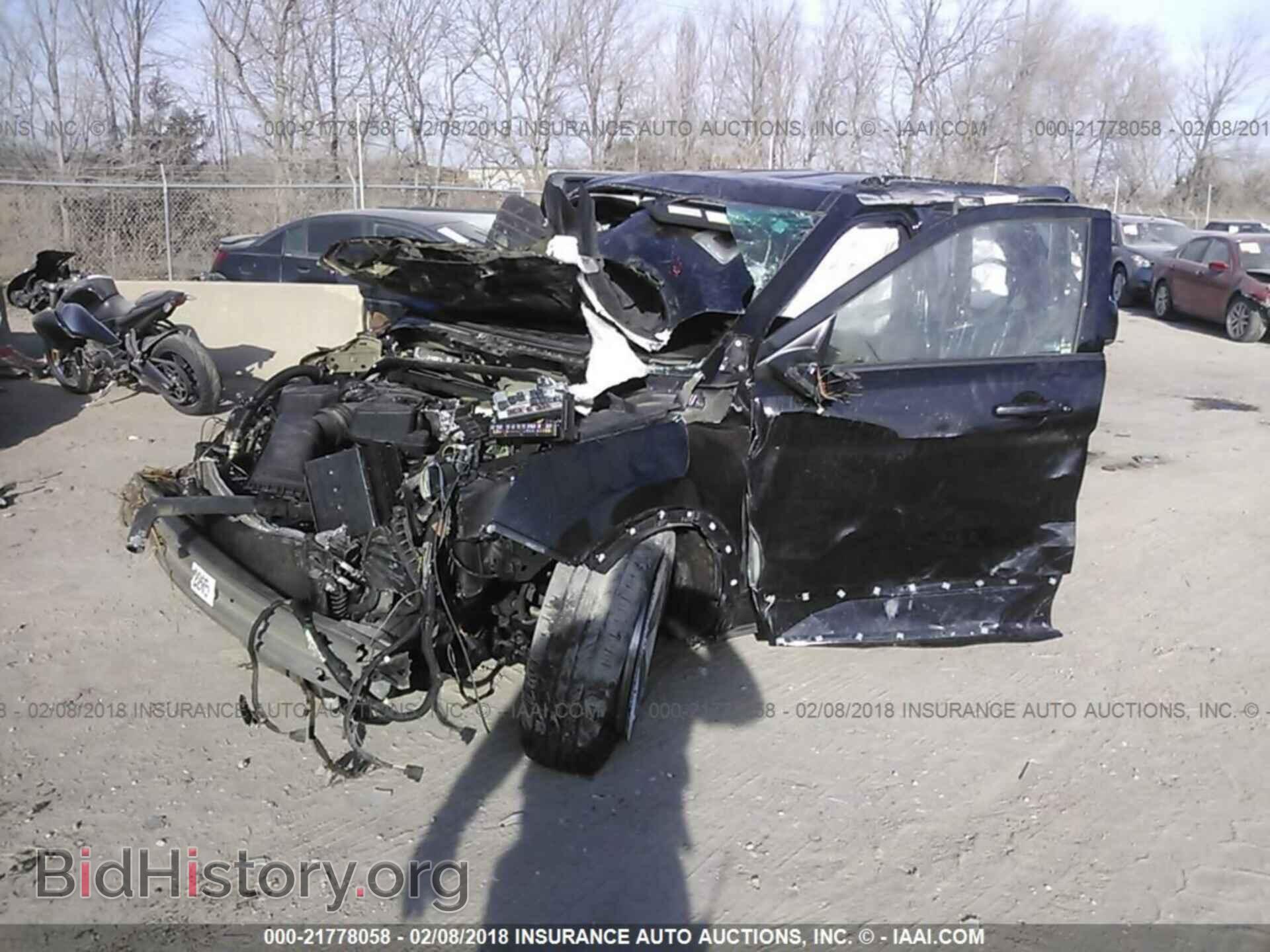 2016 Ford Explorer - VIN: 1FM5K7D86GGB61197 - Фото 2