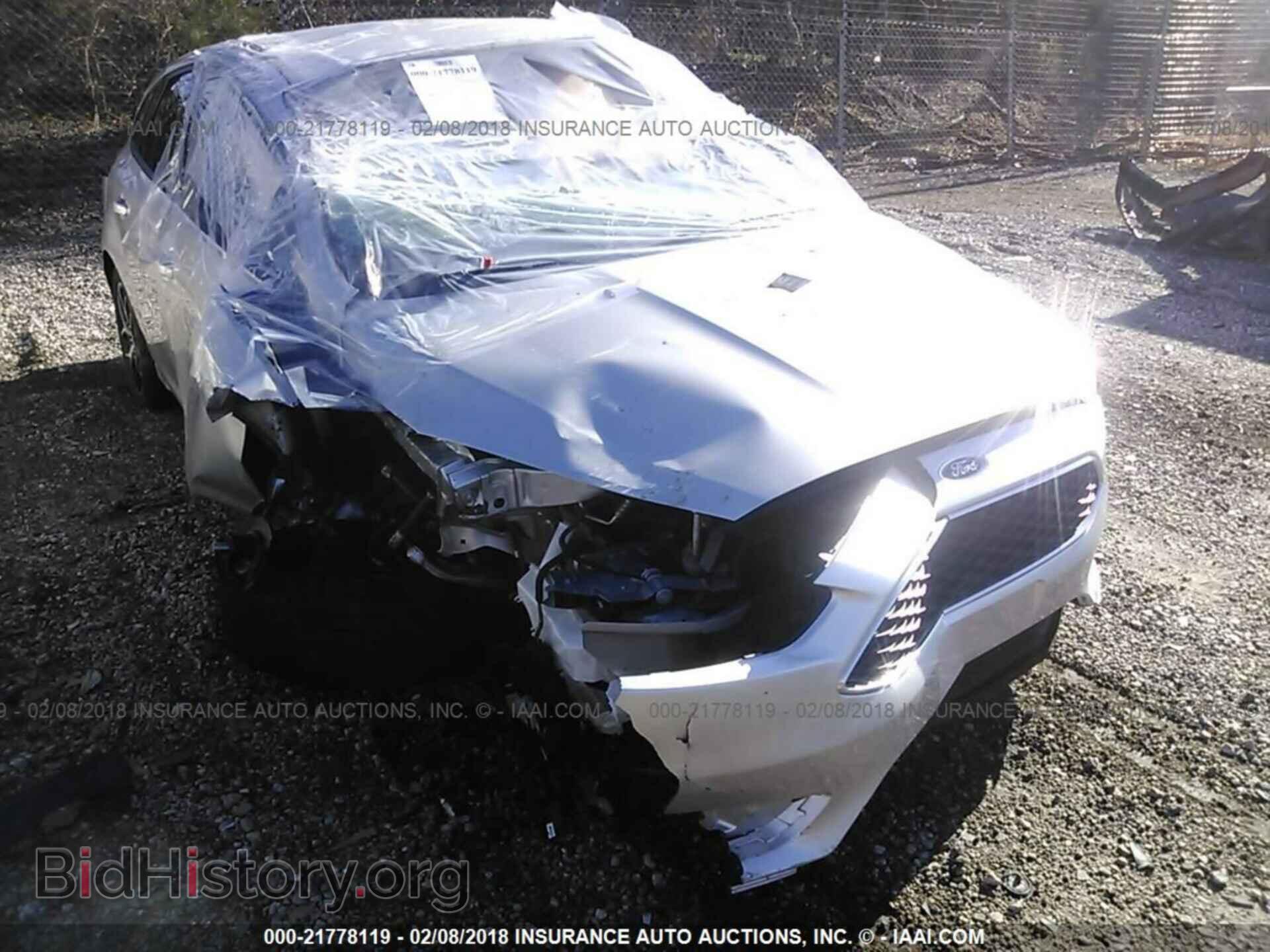 2016 Ford Focus - VIN: 1FADP3K27GL355100 - Photo 6