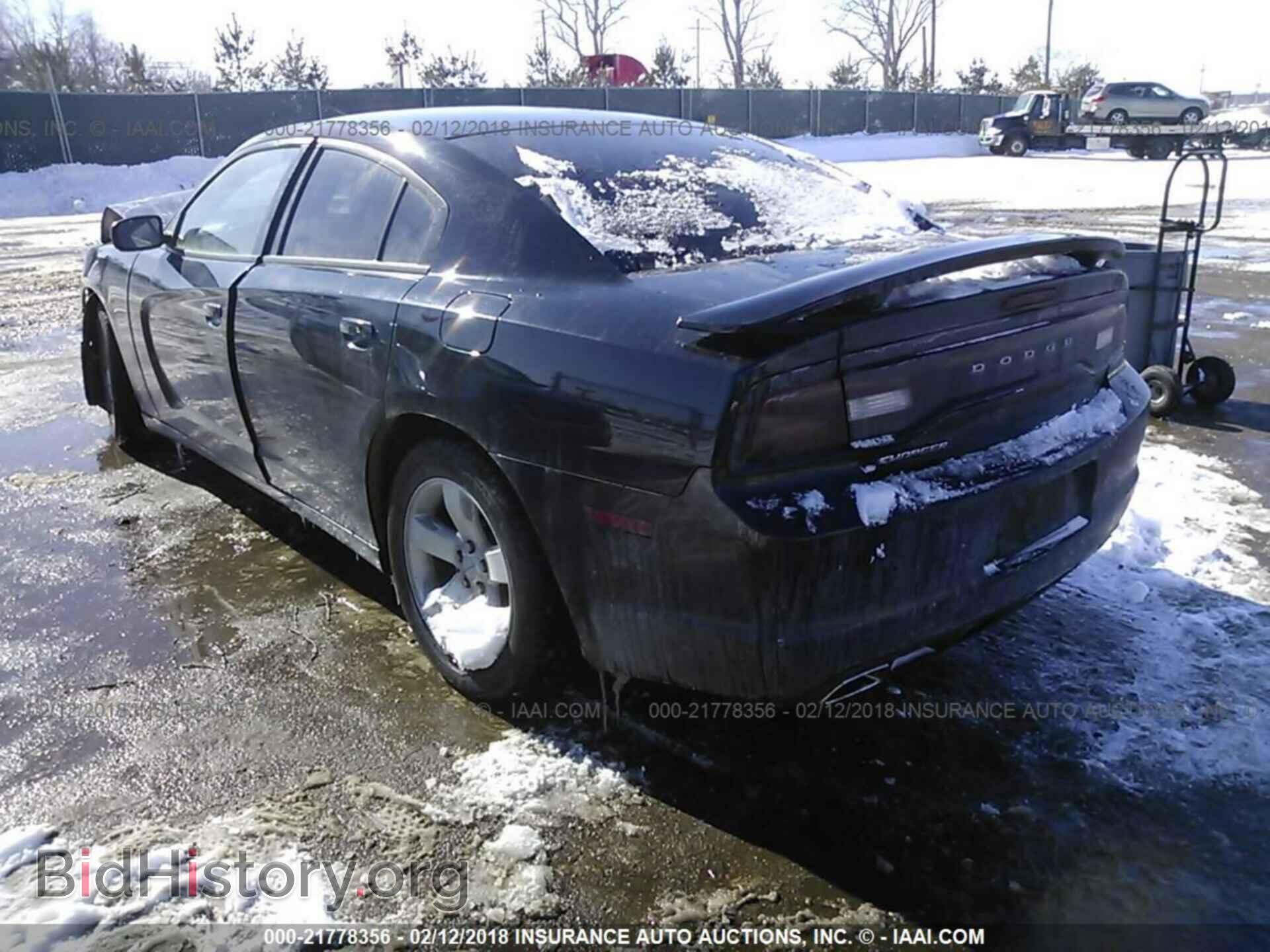 2012 Dodge Charger - VIN: 2C3CDXBG8CH102882 - Фото 3