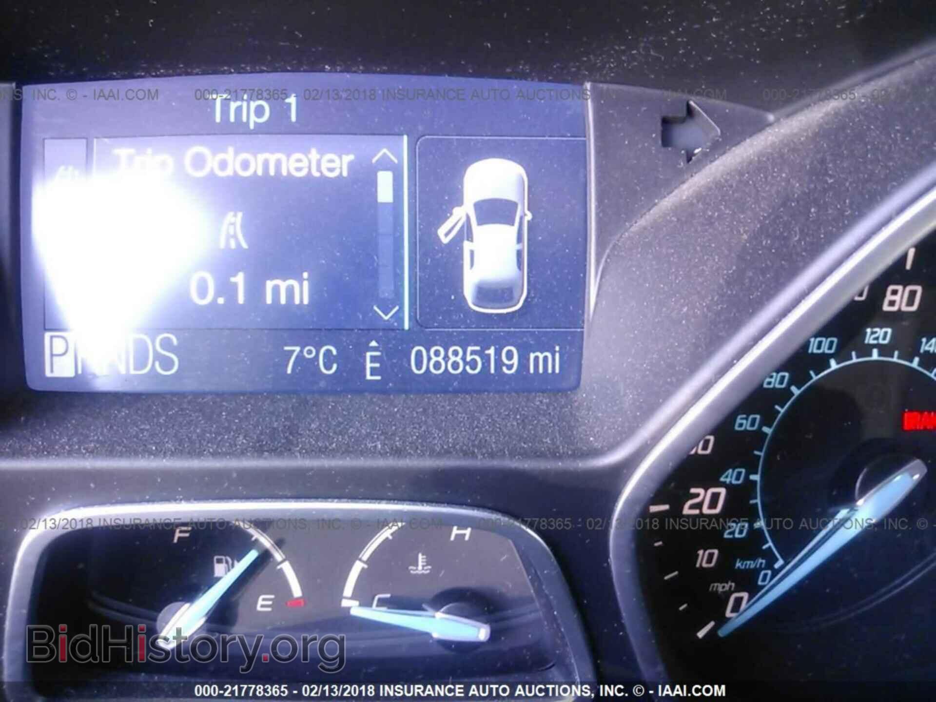 2012 Ford Focus - VIN: 1FAHP3H27CL218774 - Photo 7