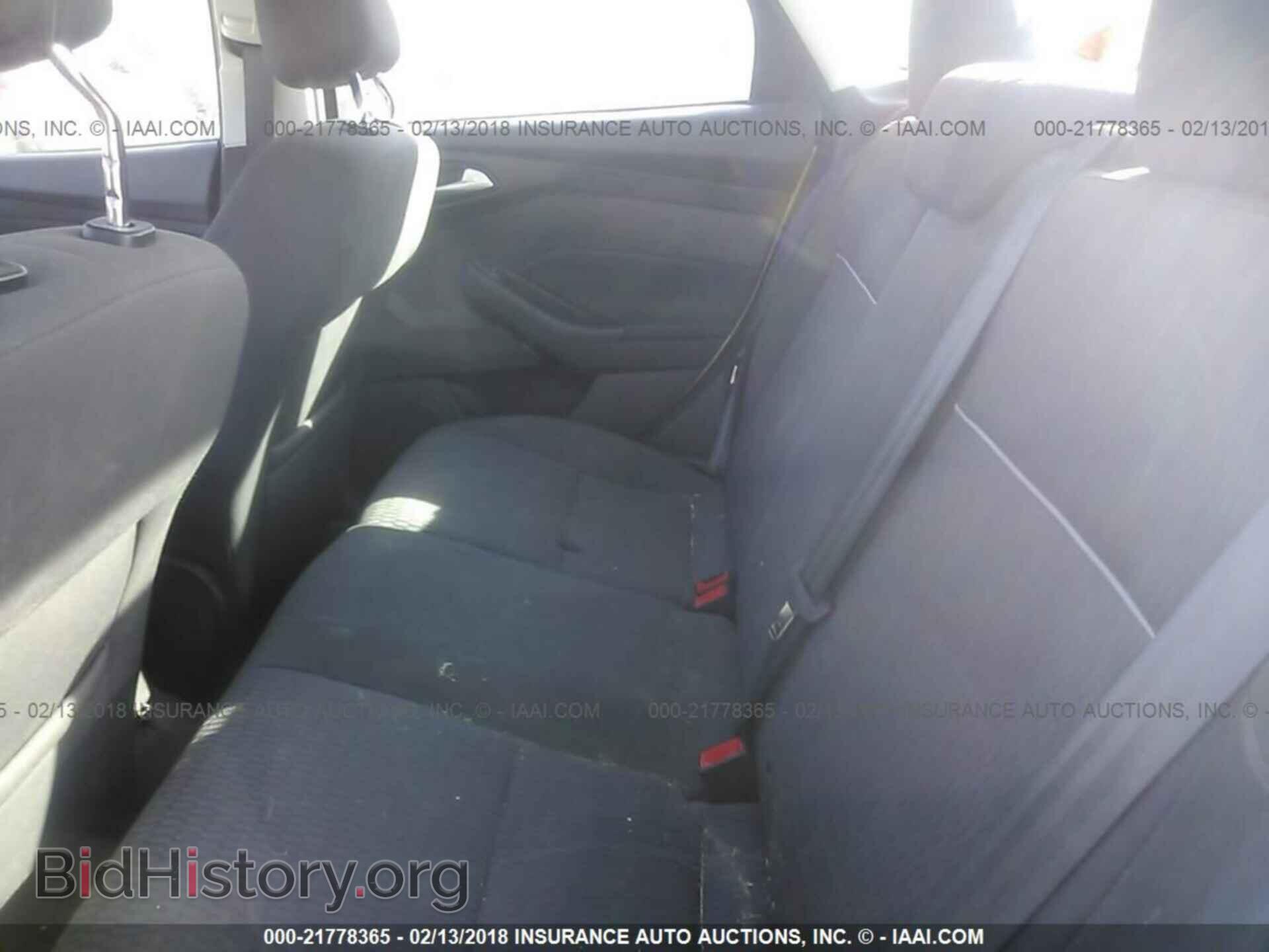 2012 Ford Focus - VIN: 1FAHP3H27CL218774 - Photo 8