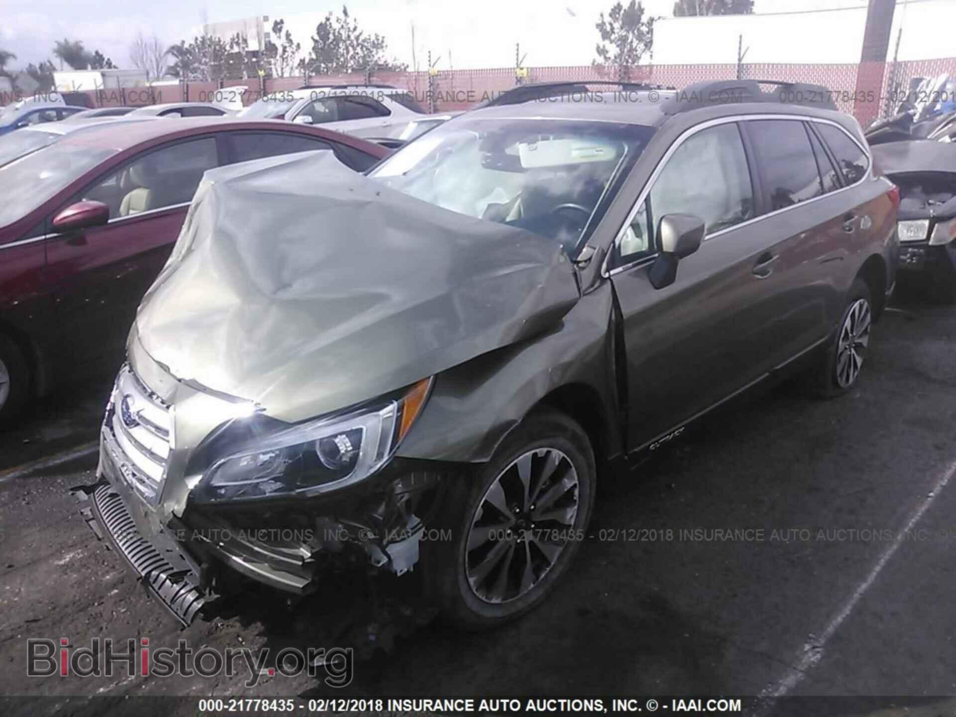 2017 Subaru Outback - VIN: 4S4BSANC0H3245737 - Фото 2