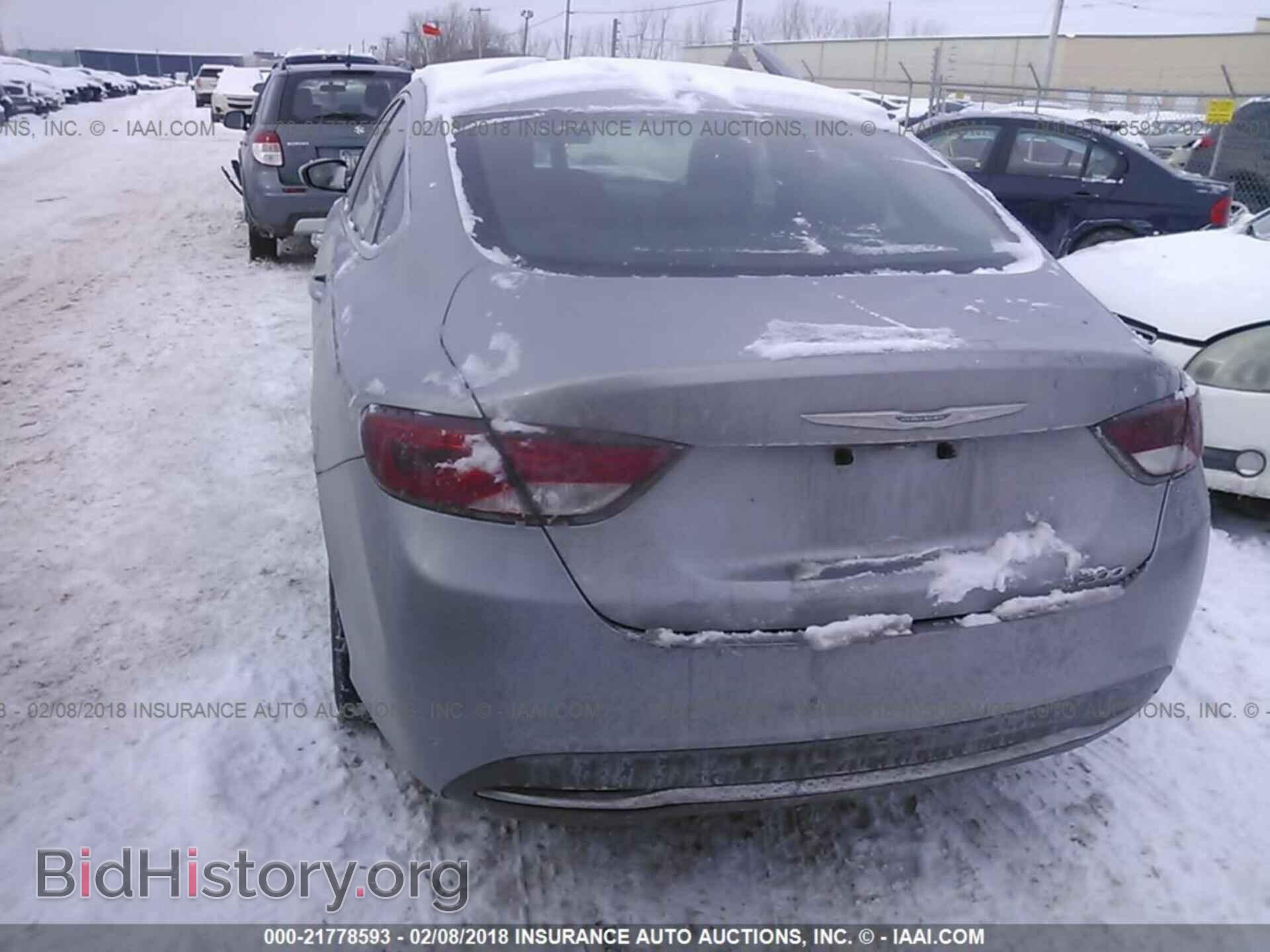 2015 Chrysler 200 - VIN: 1C3CCCAB0FN681525 - Photo 3