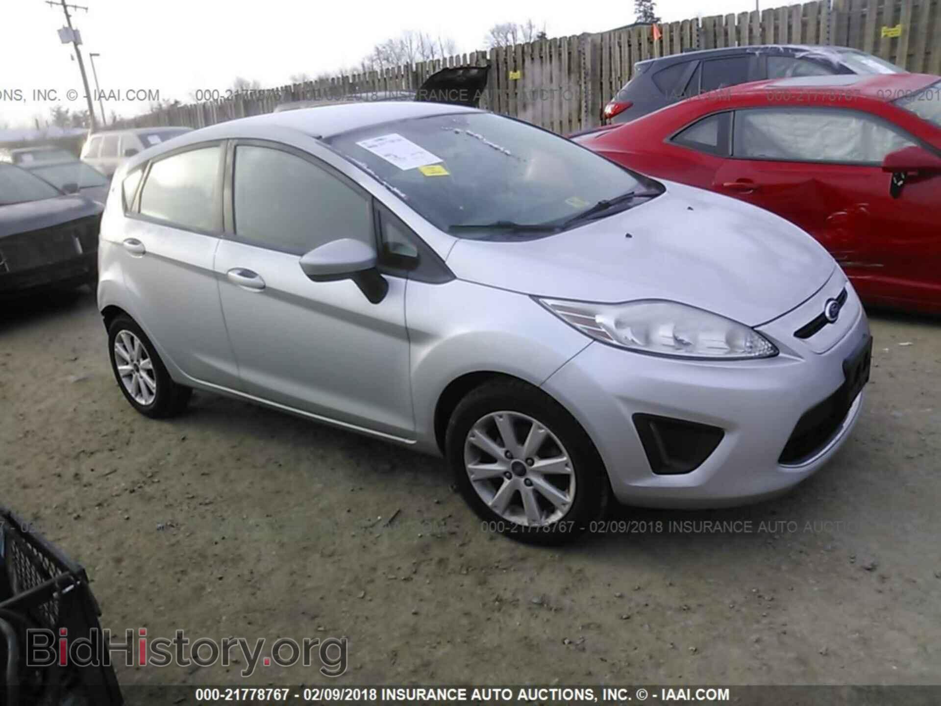 Photo 3FADP4EJ1CM105028 - Ford Fiesta 2012