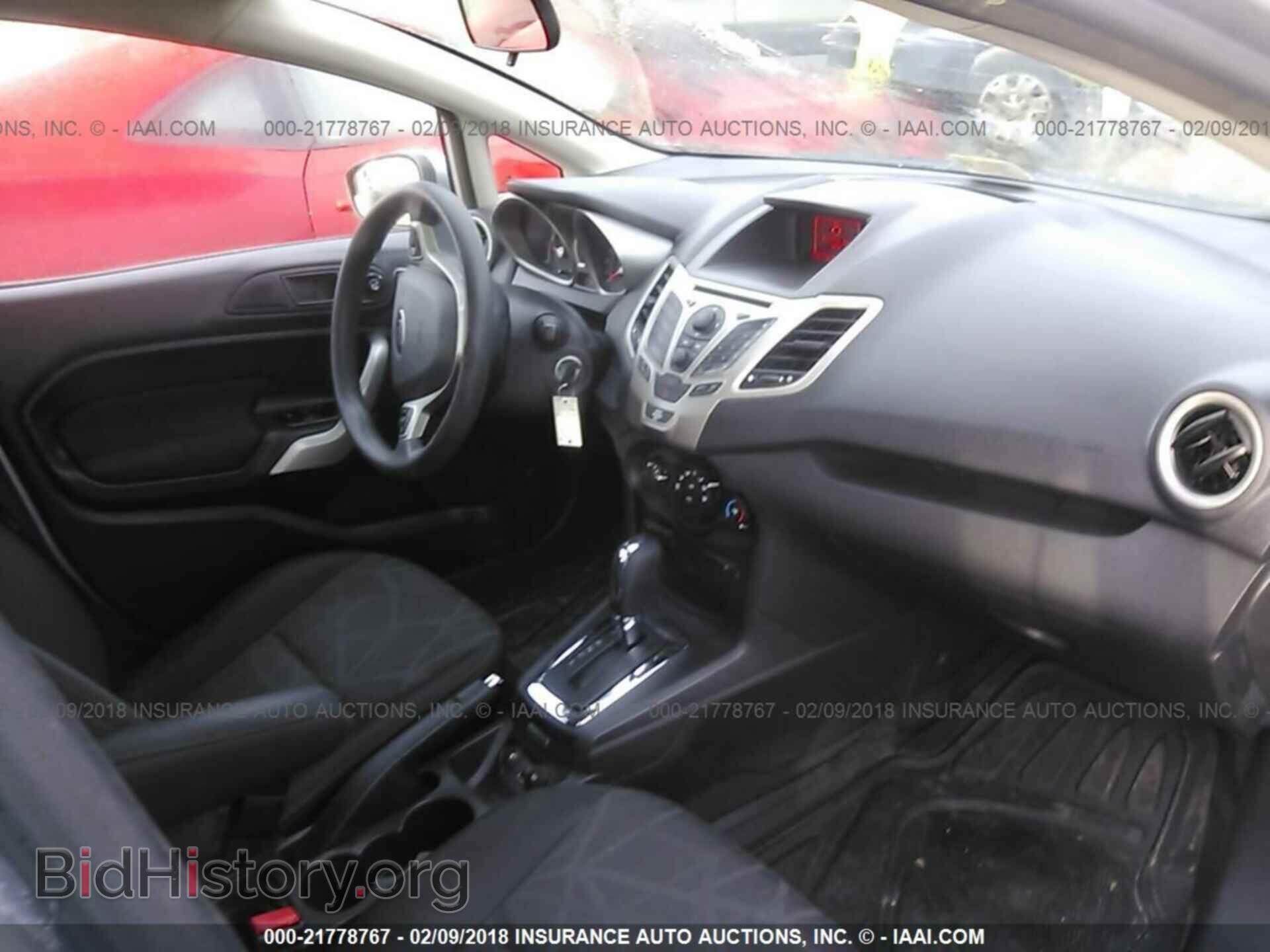 2012 Ford Fiesta - VIN: 3FADP4EJ1CM105028 - Photo 5