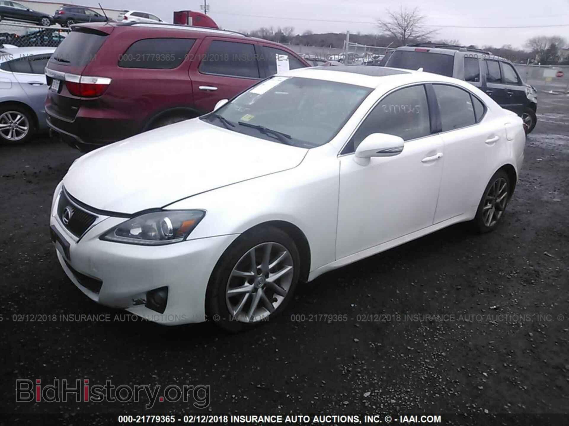 2011 Lexus Is - VIN: JTHCF5C27B5052624 - Фото 2