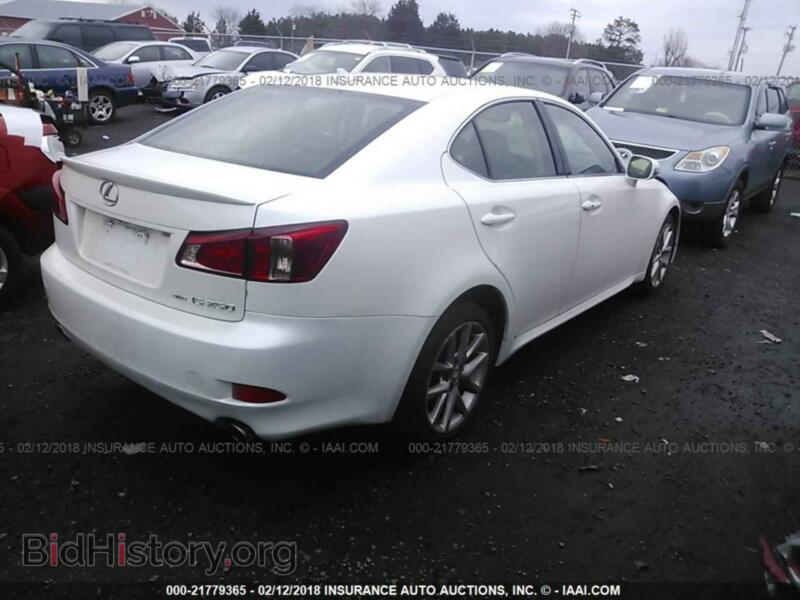 2011 Lexus IS (VIN JTHCF5C27B5052624) — photo 4 of 10