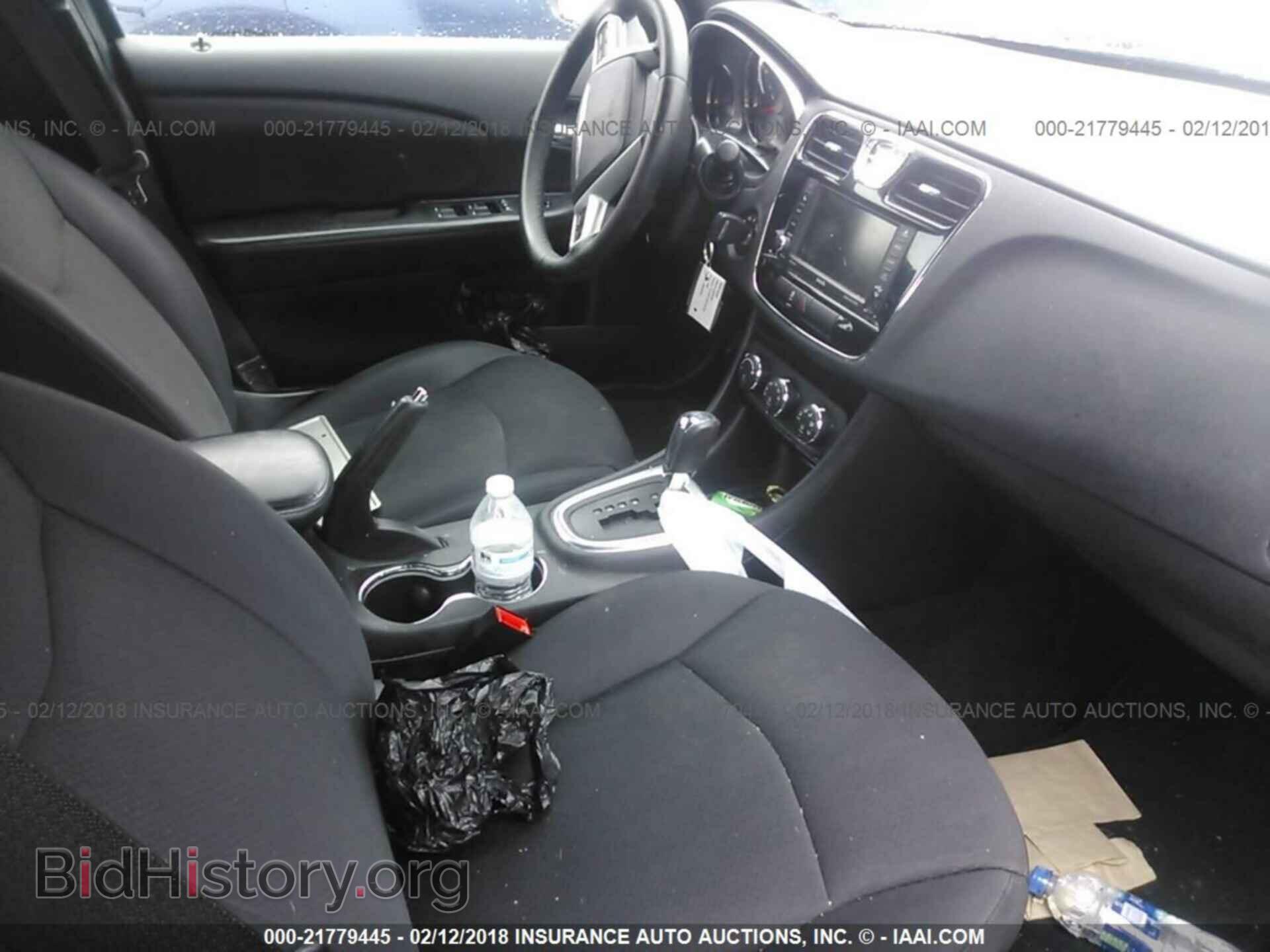 2013 Chrysler 200 - VIN: 1C3CCBBG2DN701386 - Фото 5