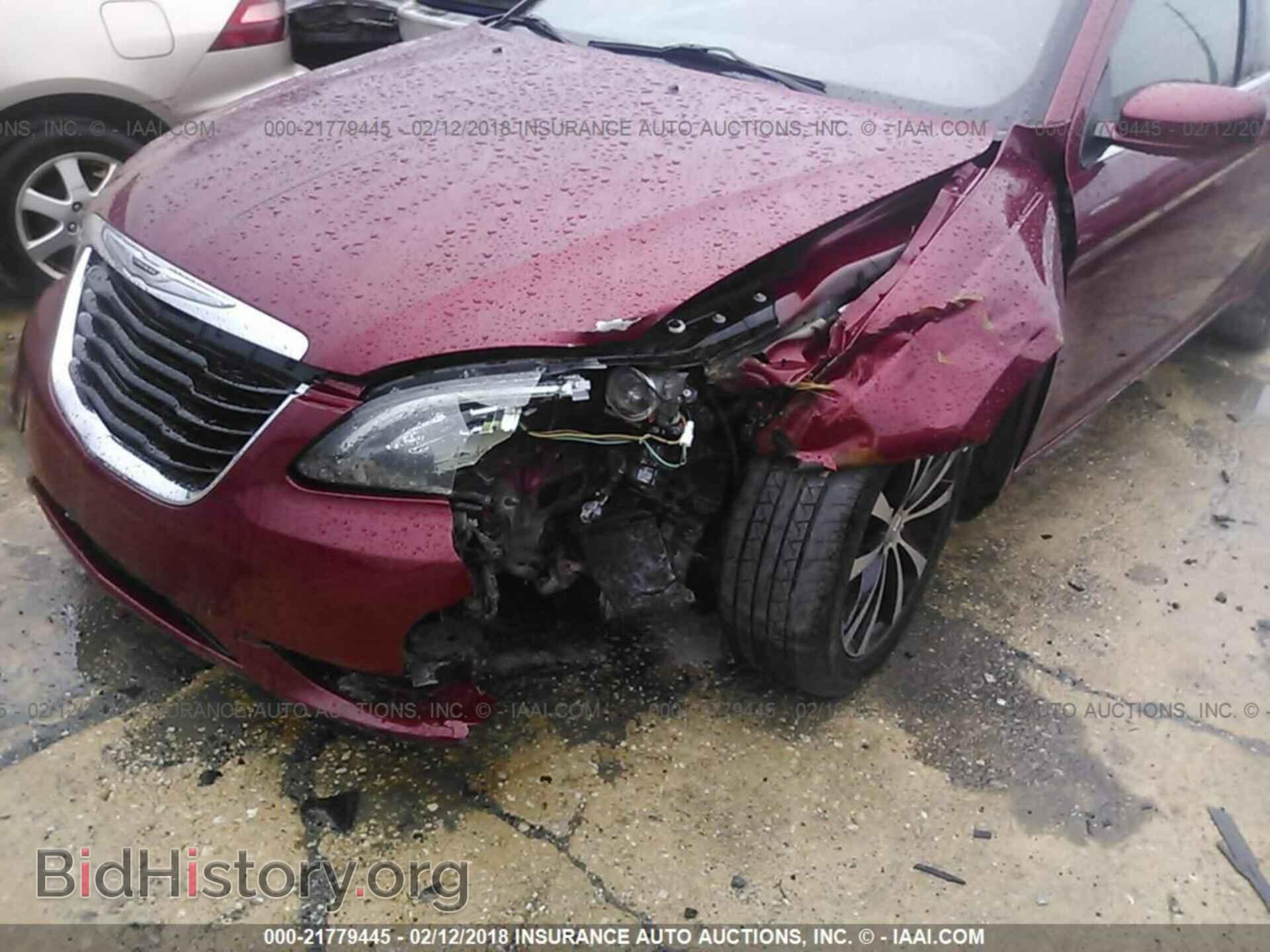 2013 Chrysler 200 - VIN: 1C3CCBBG2DN701386 - Фото 6