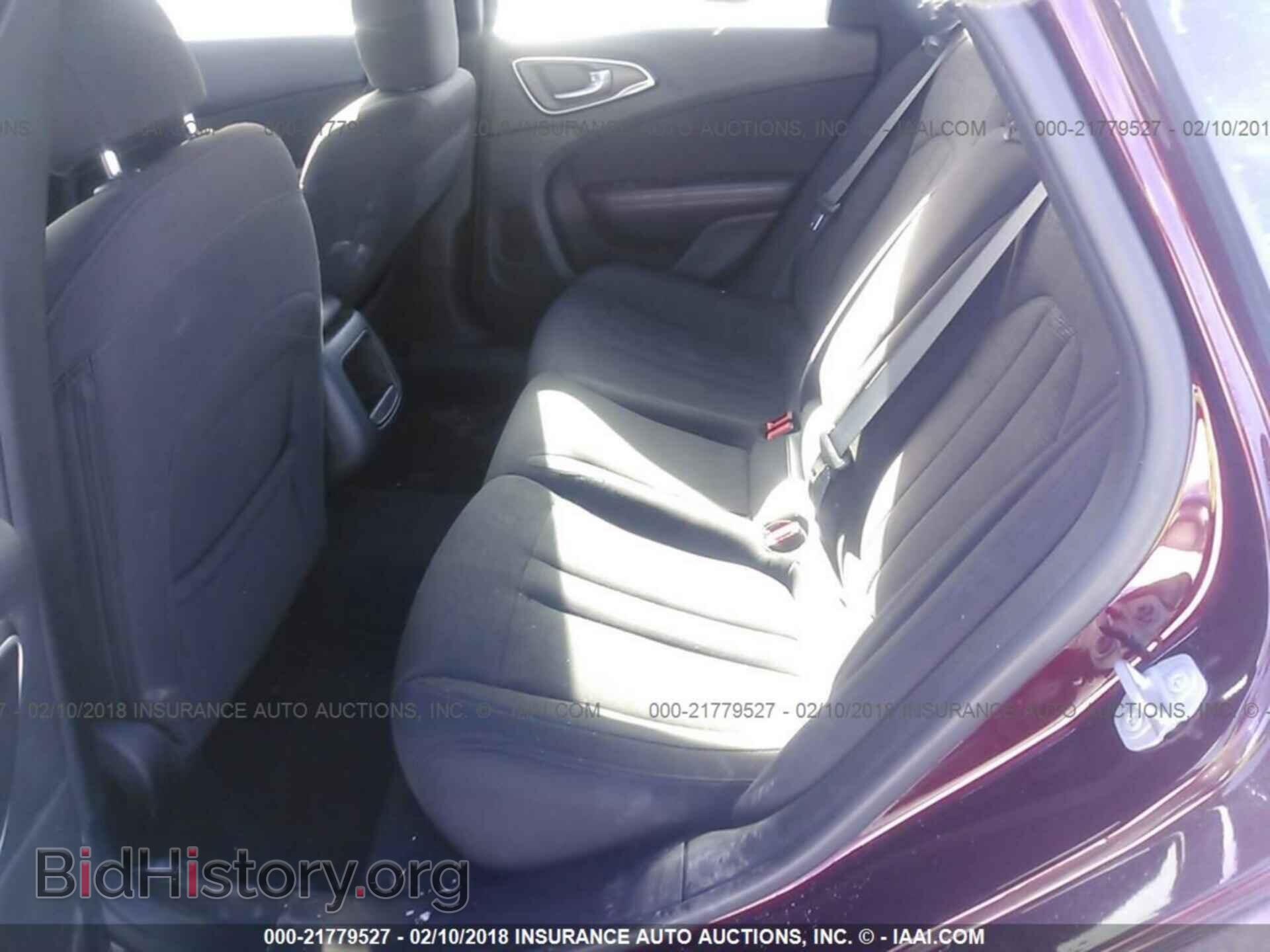 2015 Chrysler 200 - VIN: 1C3CCCAB7FN694448 - Фото 8