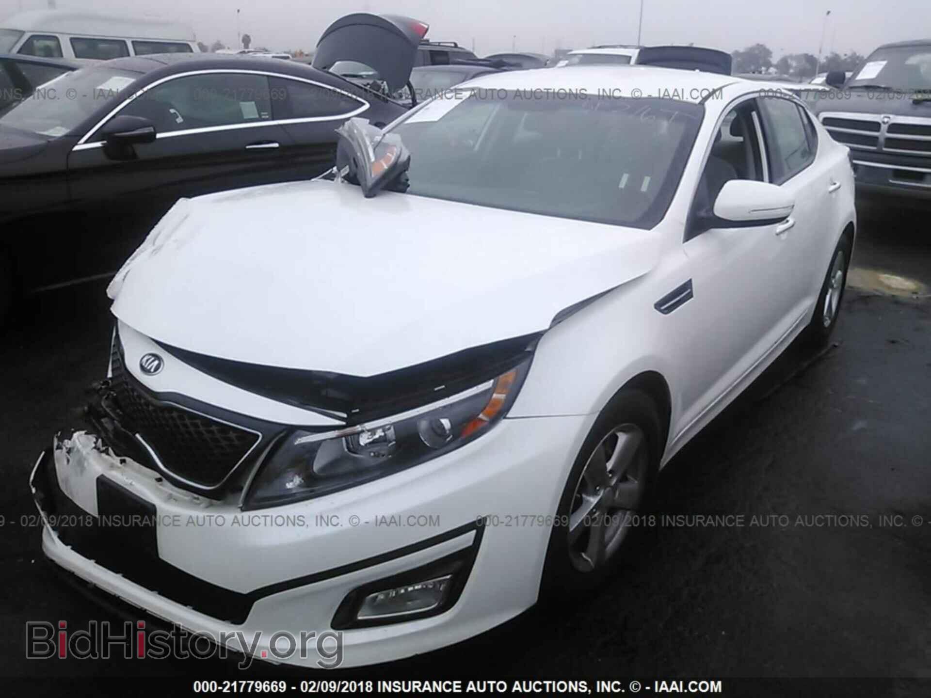 2015 Kia Optima - VIN: KNAGM4A77F5655271 - Photo 2