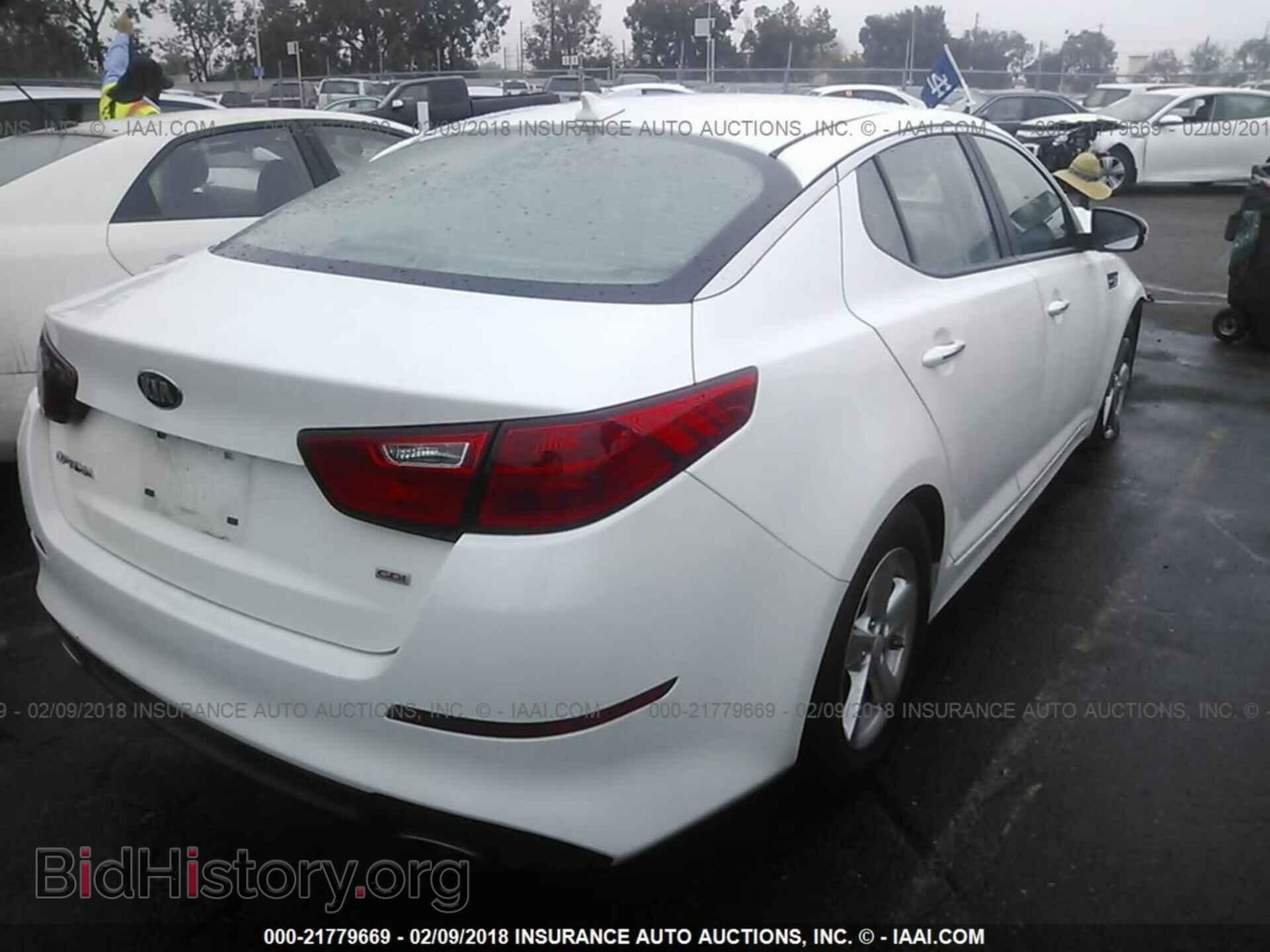 2015 Kia Optima - VIN: KNAGM4A77F5655271 - Photo 4