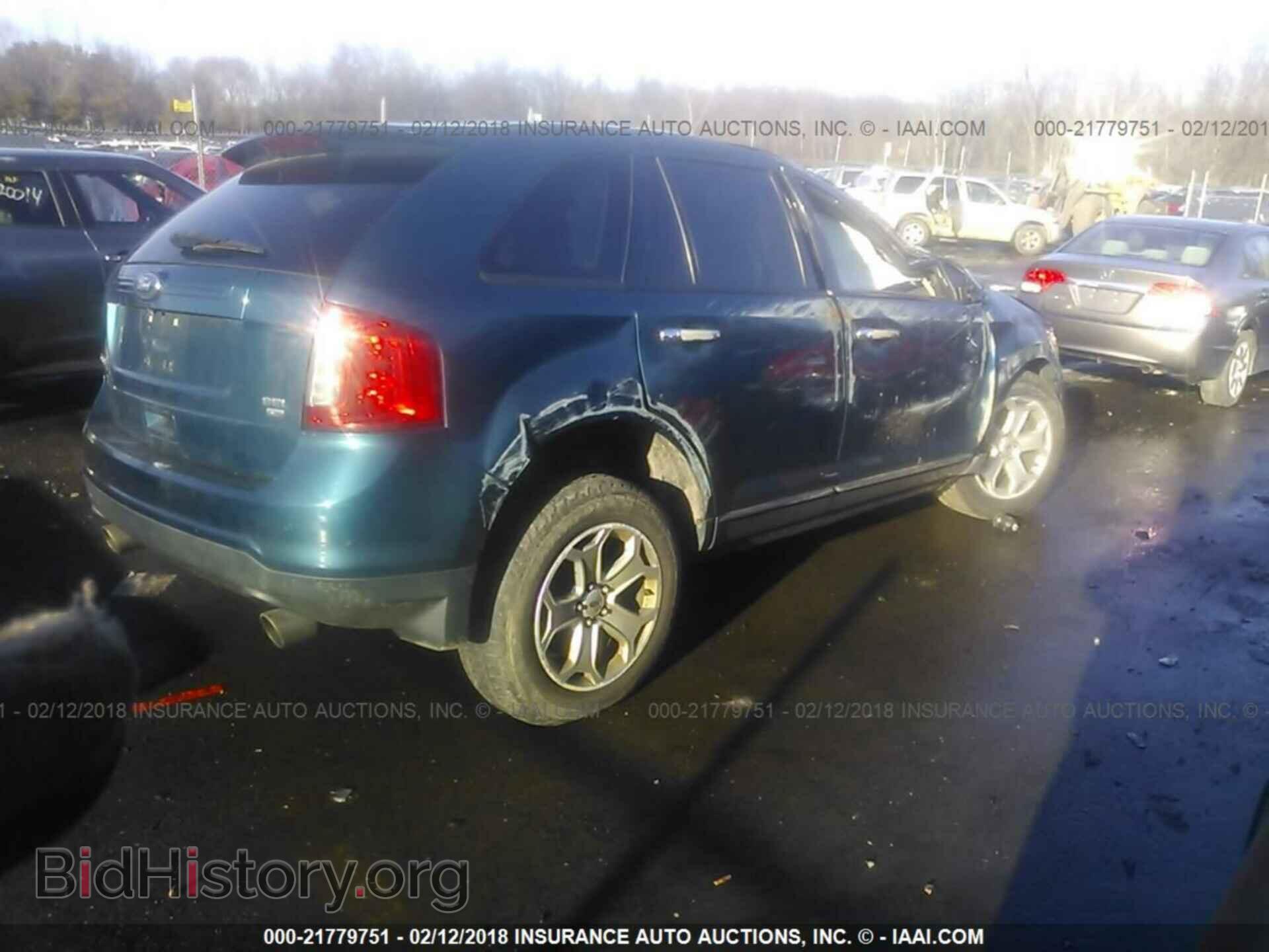 2011 Ford Edge - VIN: 2FMDK4JC3BBB36728 - Photo 4