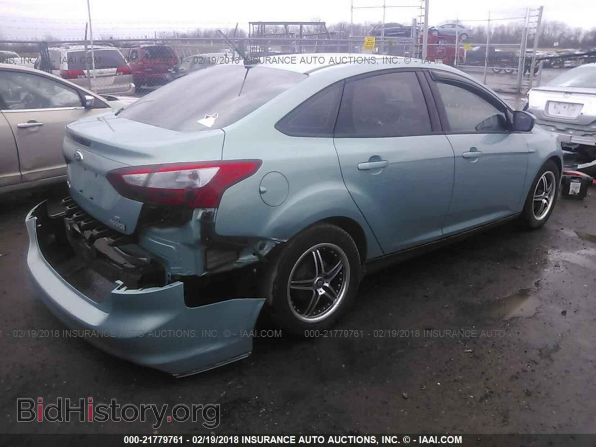 2012 Ford Focus - VIN: 1FAHP3F27CL283398 - Photo 4