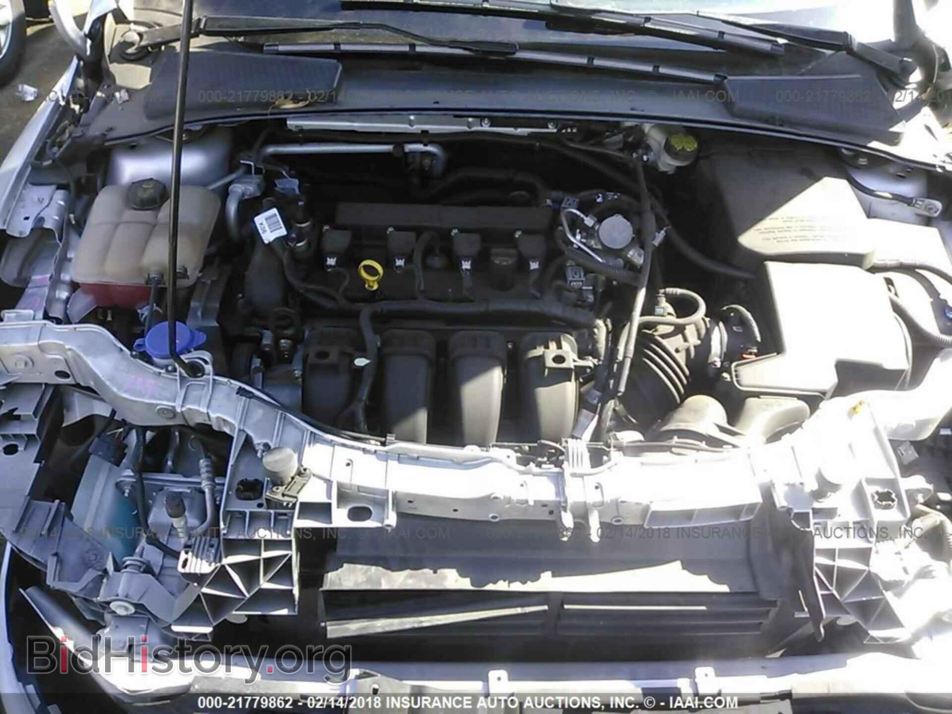 2016 Ford Focus - VIN: 1FADP3K20GL338011 - Photo 10