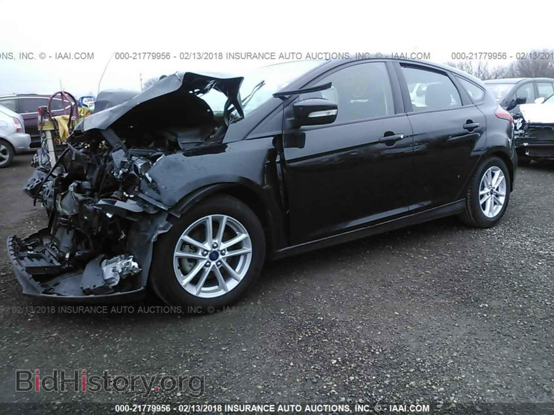 2015 Ford Focus - VIN: 1FADP3K21FL301399 - Фото 2