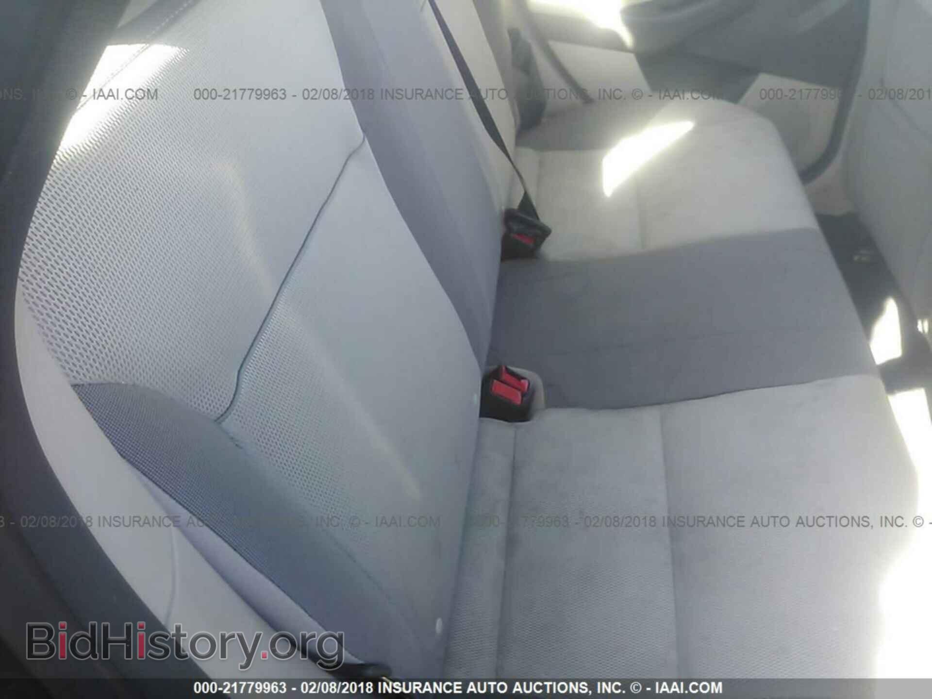 2014 Ford Focus - VIN: 1FADP3F28EL143779 - Photo 8