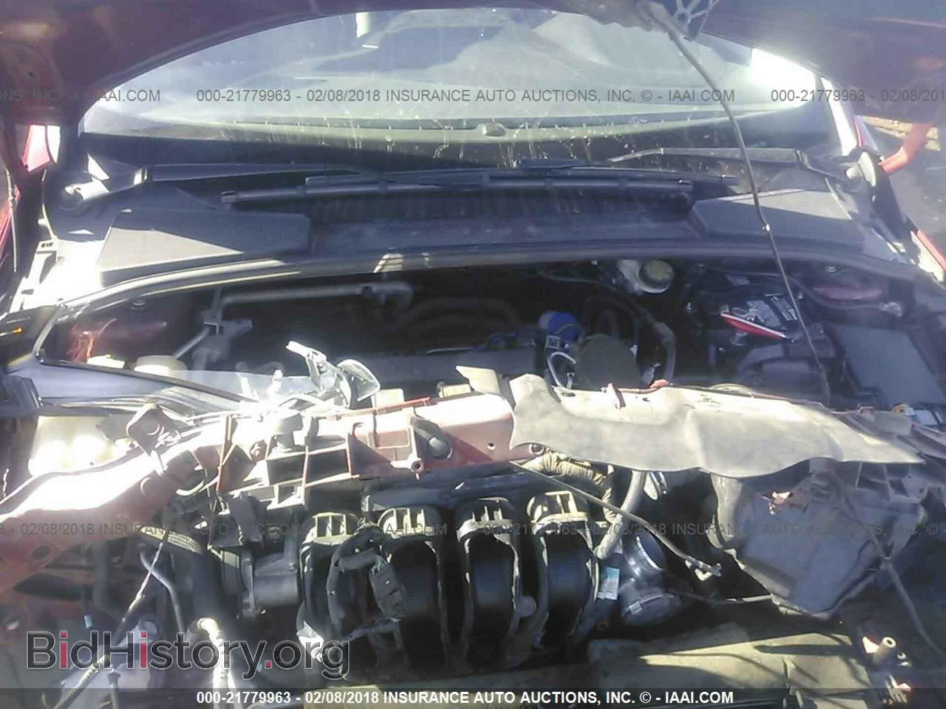 2014 Ford Focus - VIN: 1FADP3F28EL143779 - Photo 10