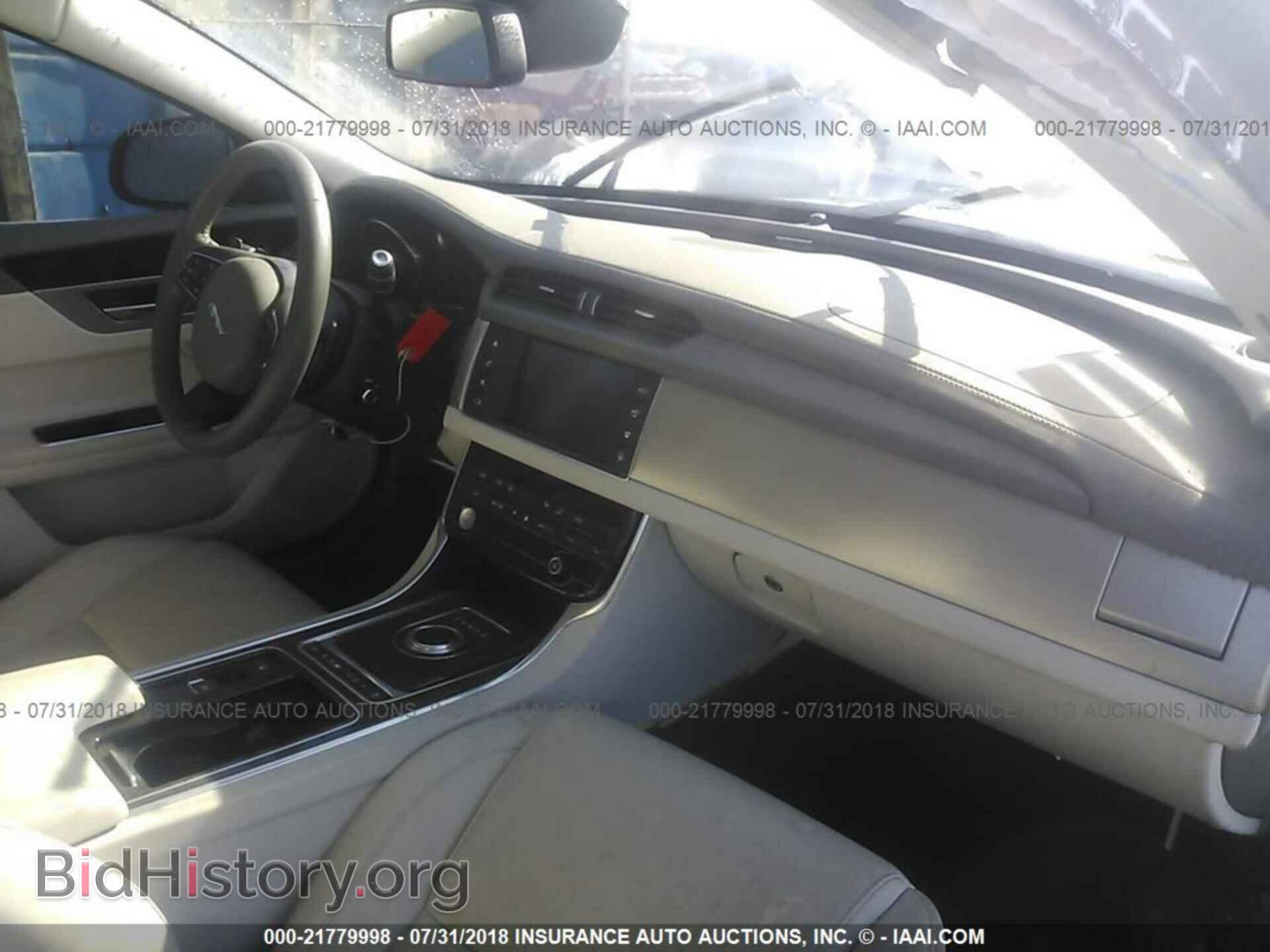 2017 Jaguar Xf - VIN: SAJBD4BV6HCY27848 - Фото 5