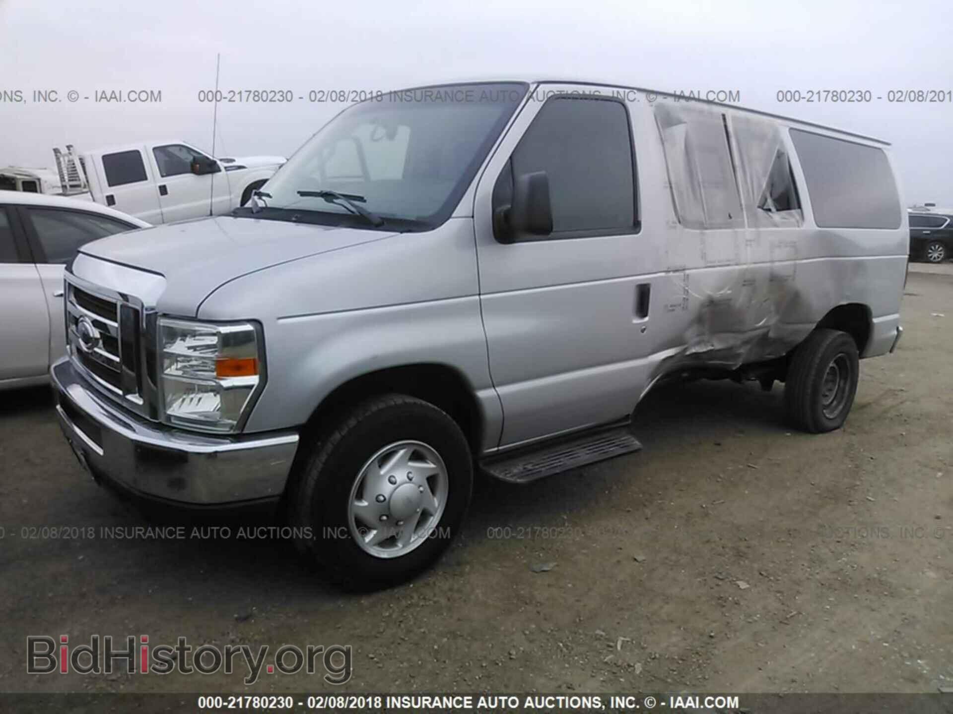 2013 Ford Econoline - VIN: 1FBNE3BL4DDA62178 - Photo 2